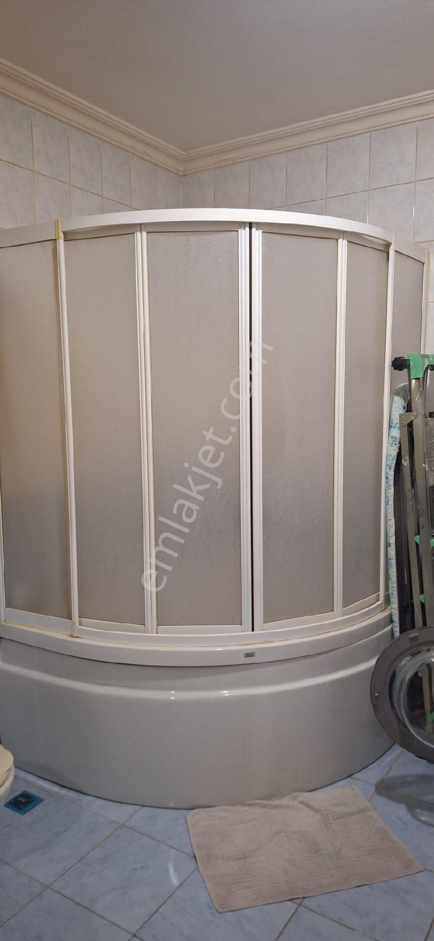 Yakada Çolakhoca Cami Yanı Arakat 1190m2 Bürüt 3+1 Bakımlı - Görsel 3