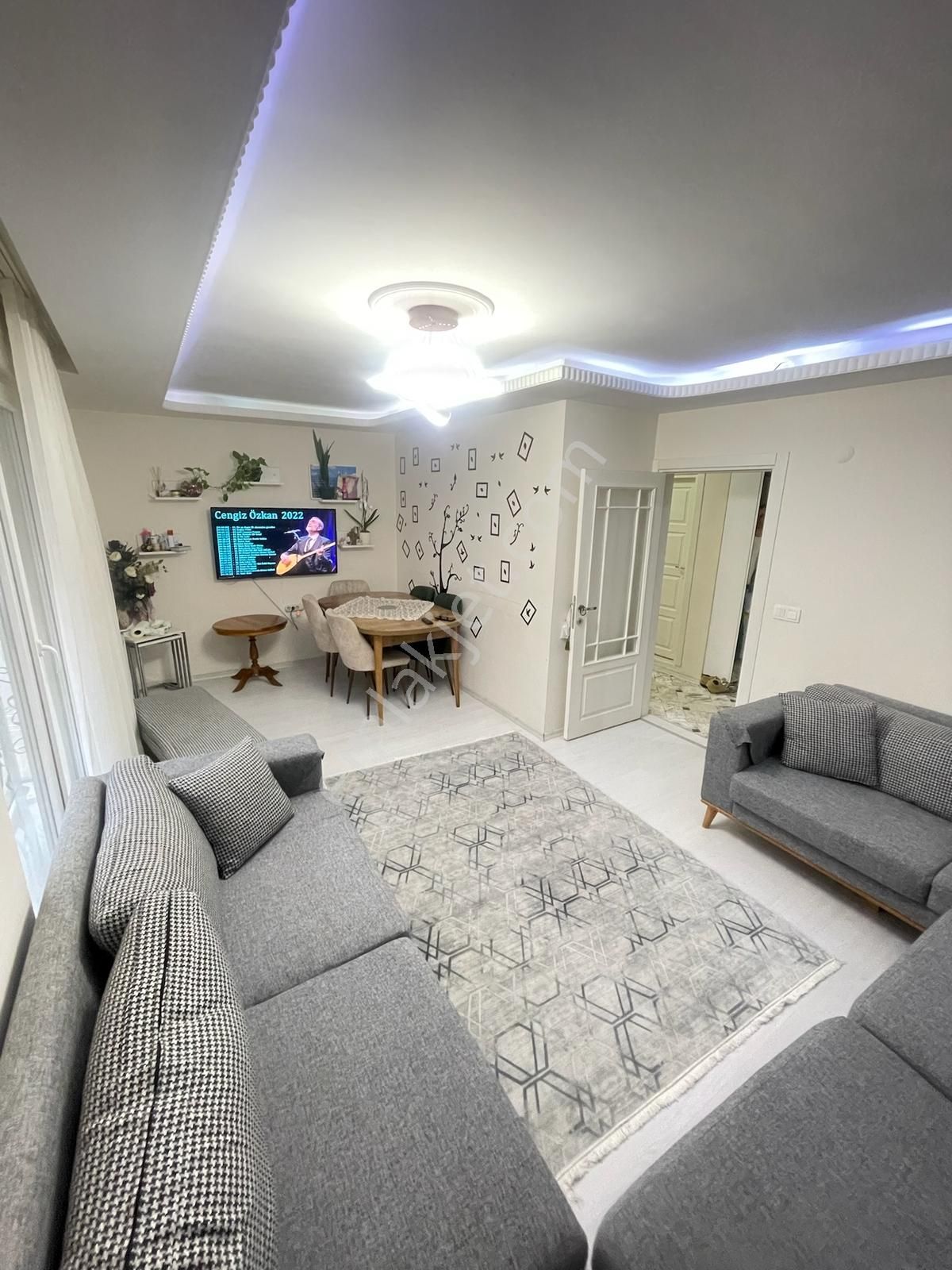 Koru Emlak'tan Acil Satılık 3+2 160m² Fırsat Daire - Görsel 3