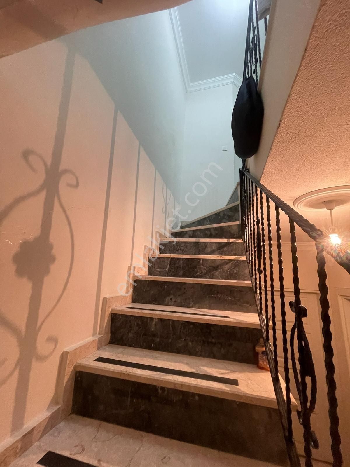 Koru Emlak'tan Acil Satılık 3+2 160m² Fırsat Daire - Görsel 14