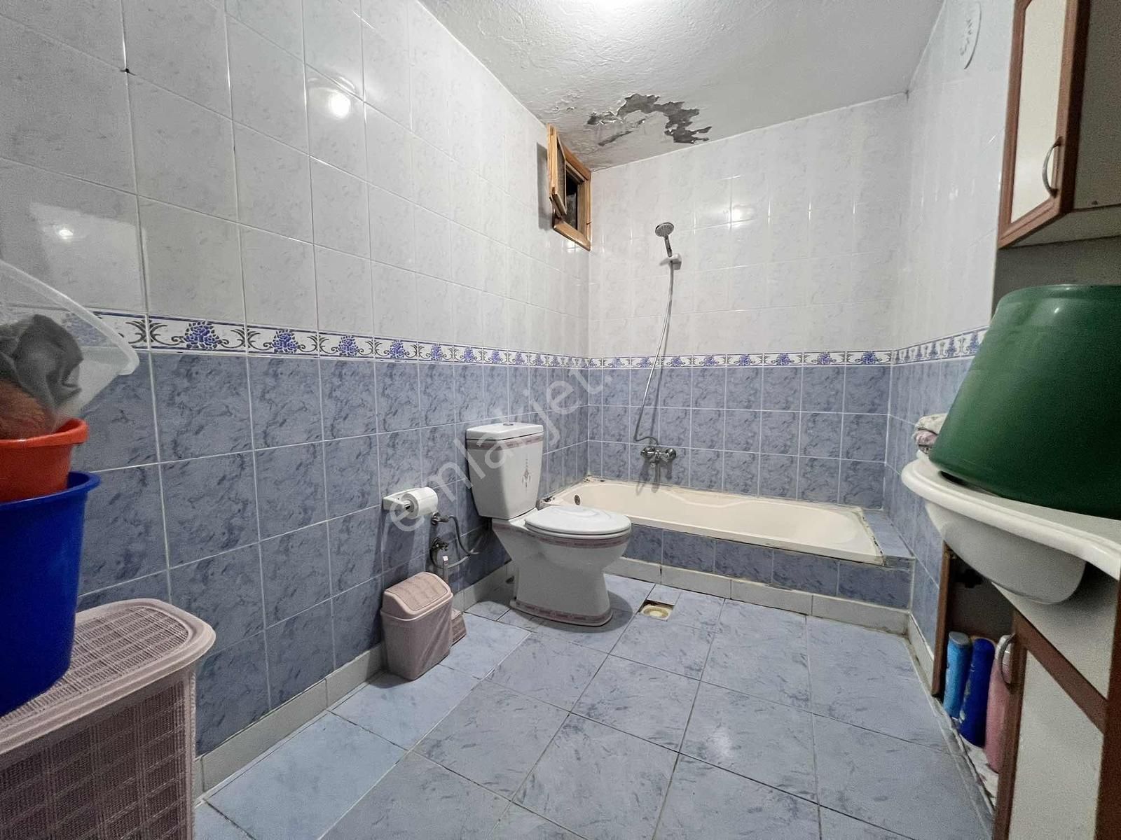 Aydınlıkevler'de Mükemmel Konum !!! 3+1 Arakat Satılık Daire - Görsel 2