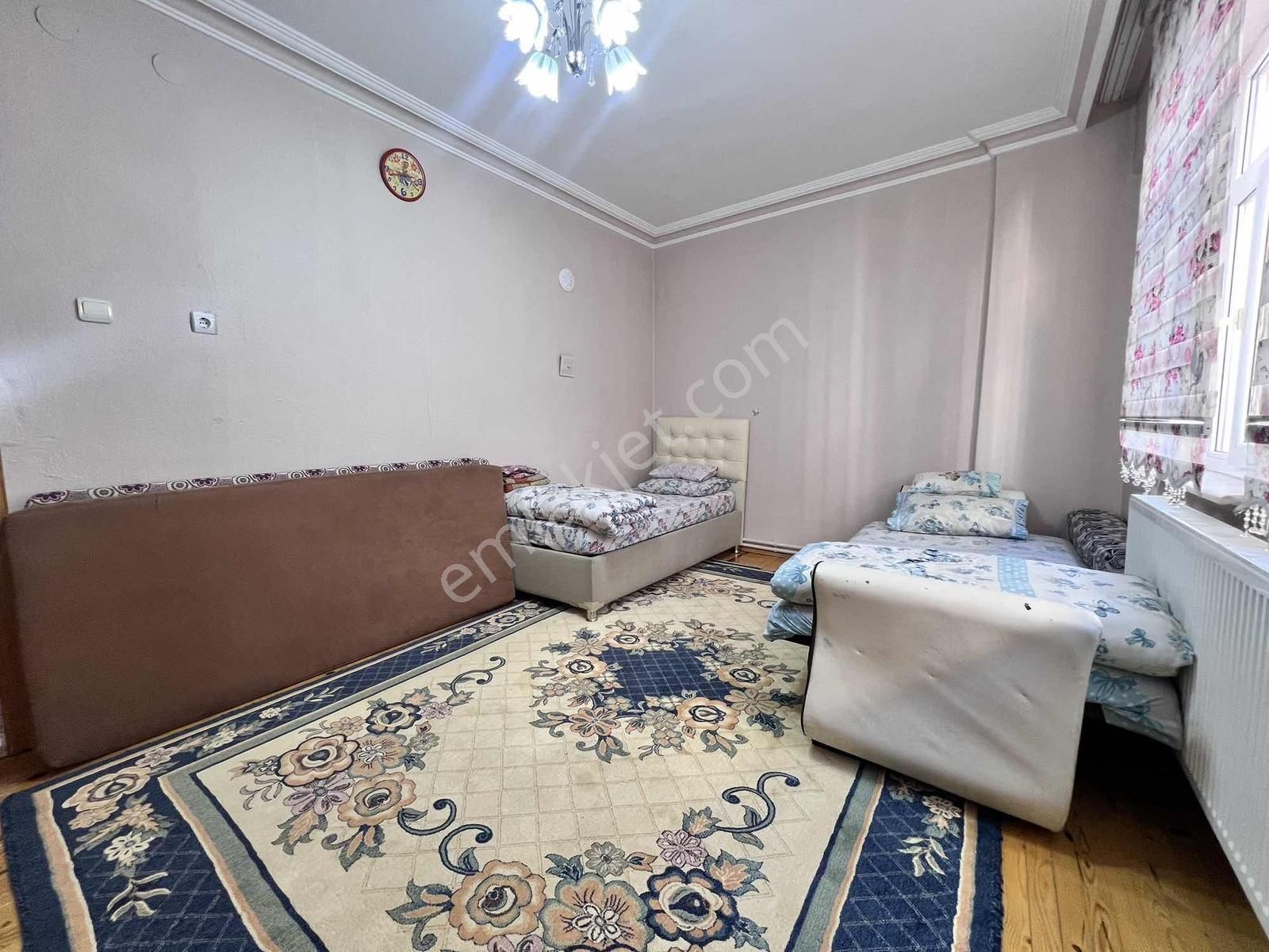 Aydınlıkevler'de Mükemmel Konum !!! 3+1 Arakat Satılık Daire - Görsel 12