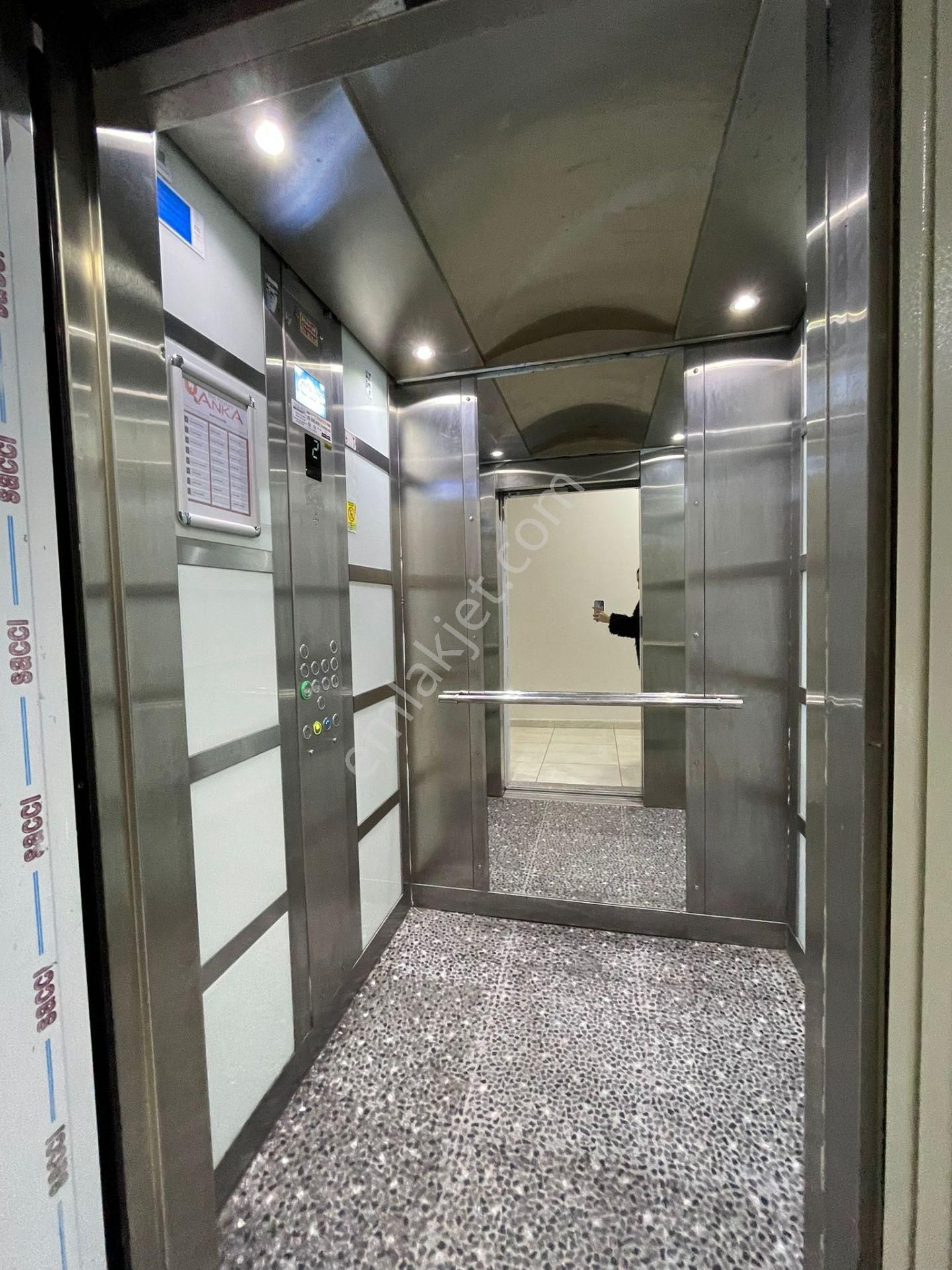 Arslan Mülk Ofisi // Serkent Tmr İnşaat 3+1 Fırsat Dairesi - Görsel 15