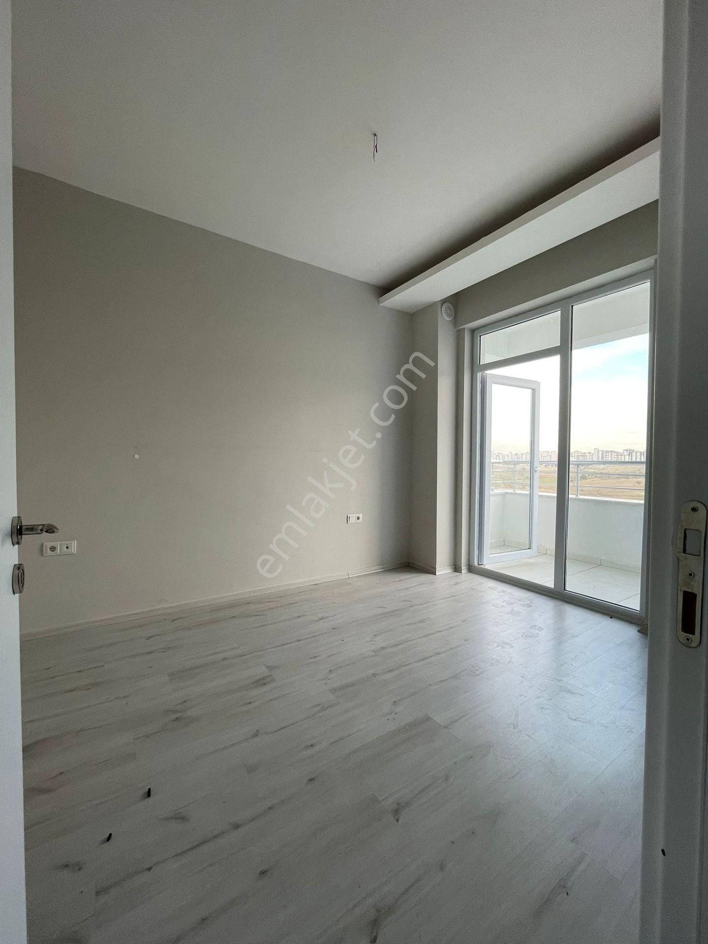 Arslan Mülk Ofisi // Serkent Tmr İnşaat 3+1 Fırsat Dairesi - Görsel 17