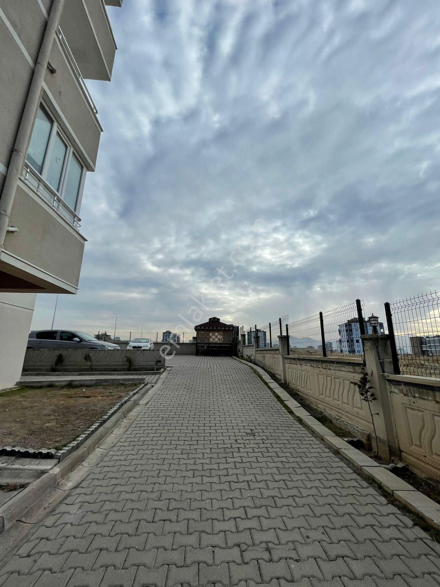 Arslan Mülk Ofisi // Serkent Tmr İnşaat 3+1 Fırsat Dairesi - Görsel 18