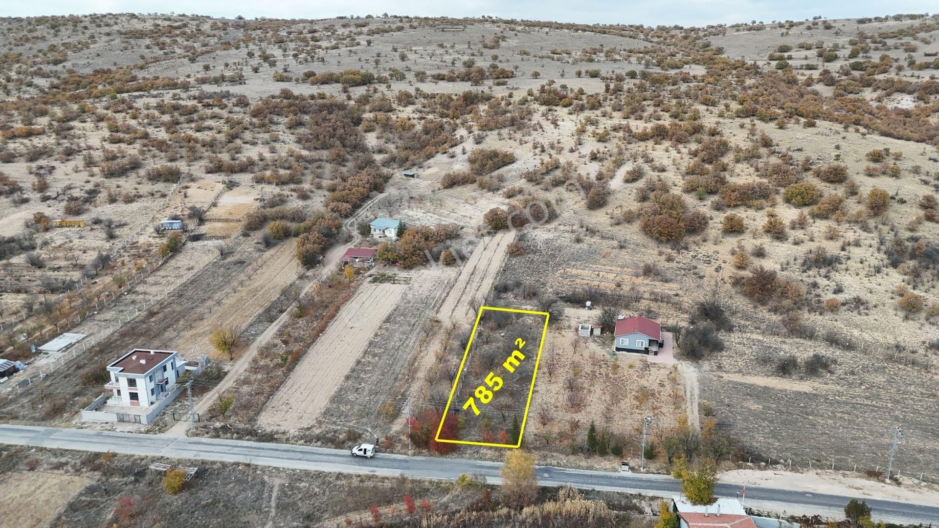 Konya / Meram / Çomaklar Mahallesinde 785 M² Müstakil Tapulu Tarla