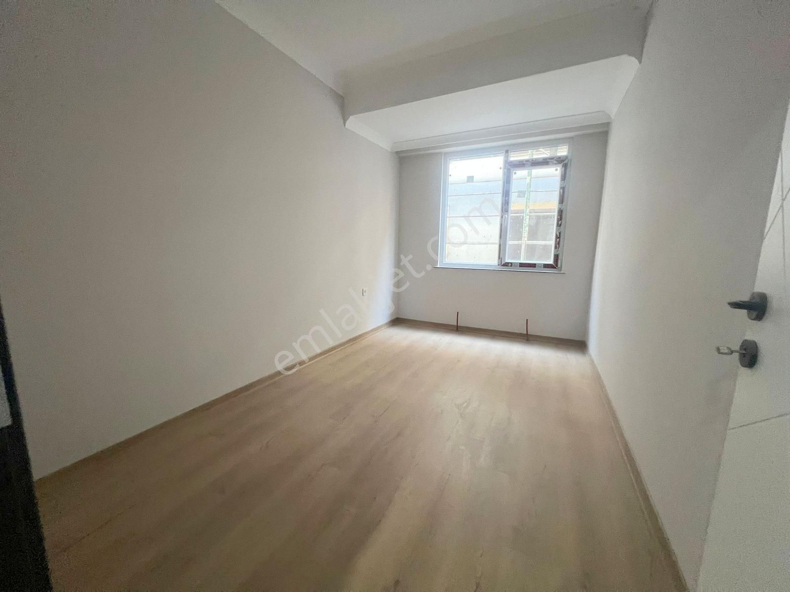 İsa Gayrimenkulden Kullanışlı Sıfır 2+1 Ara Kat Daire - Görsel 7