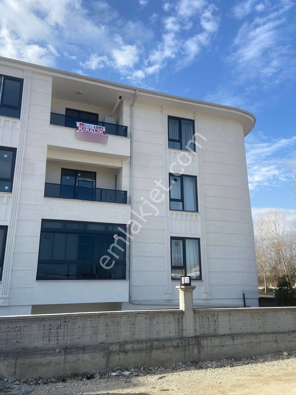 Arifiye Fatih Mah. Prestijli Sitede Sıfır 1+1 Kiralık Daire - Görsel 32