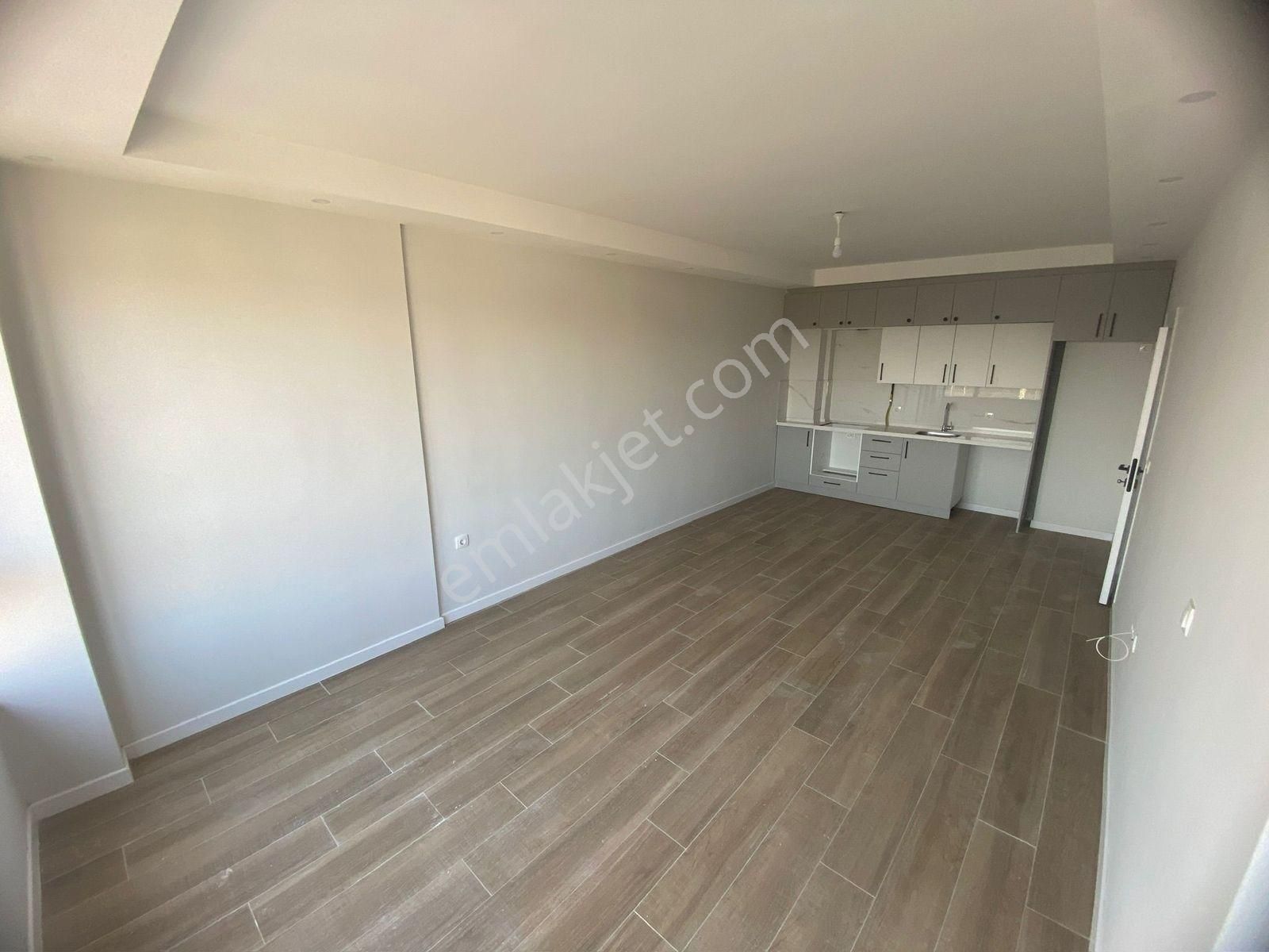 Arifiye Fatih Mah. Prestijli Sitede Sıfır 1+1 Kiralık Daire - Görsel 15