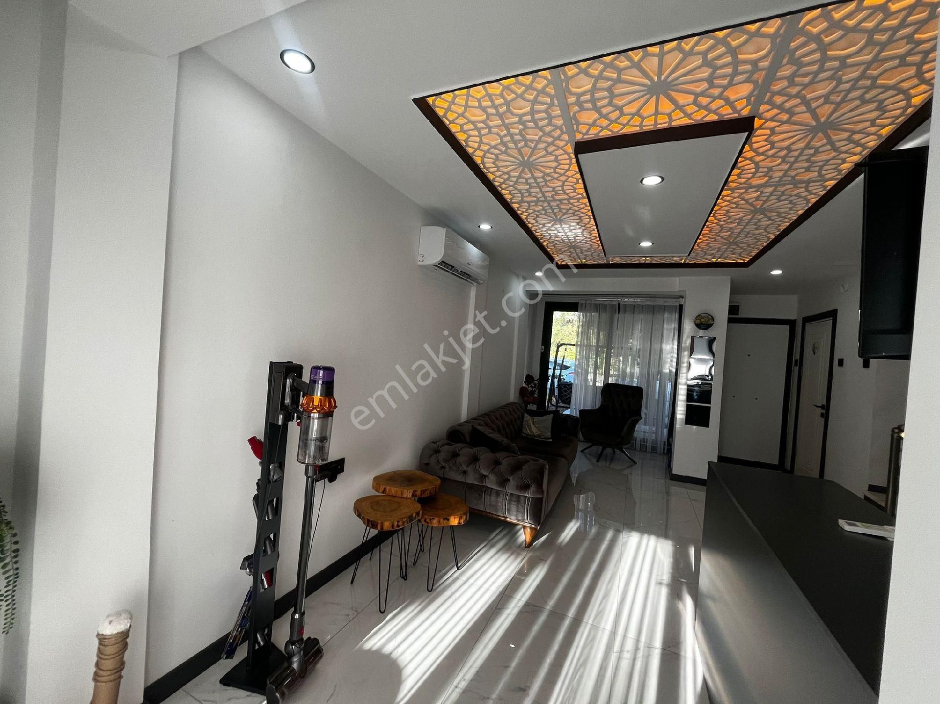 Akbükte Denize 400mt Mesafefe 4+1 Villa - Görsel 12