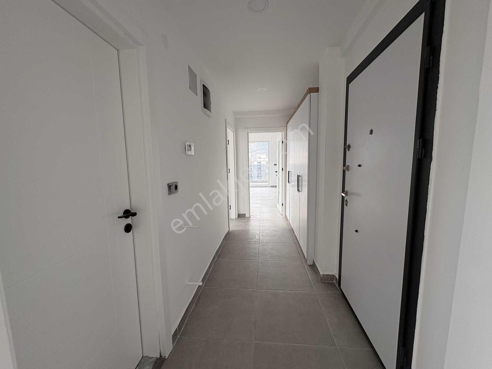 Her Odasından Deniz Manzaralı 2+1 Kiralık Daire - Görsel 3