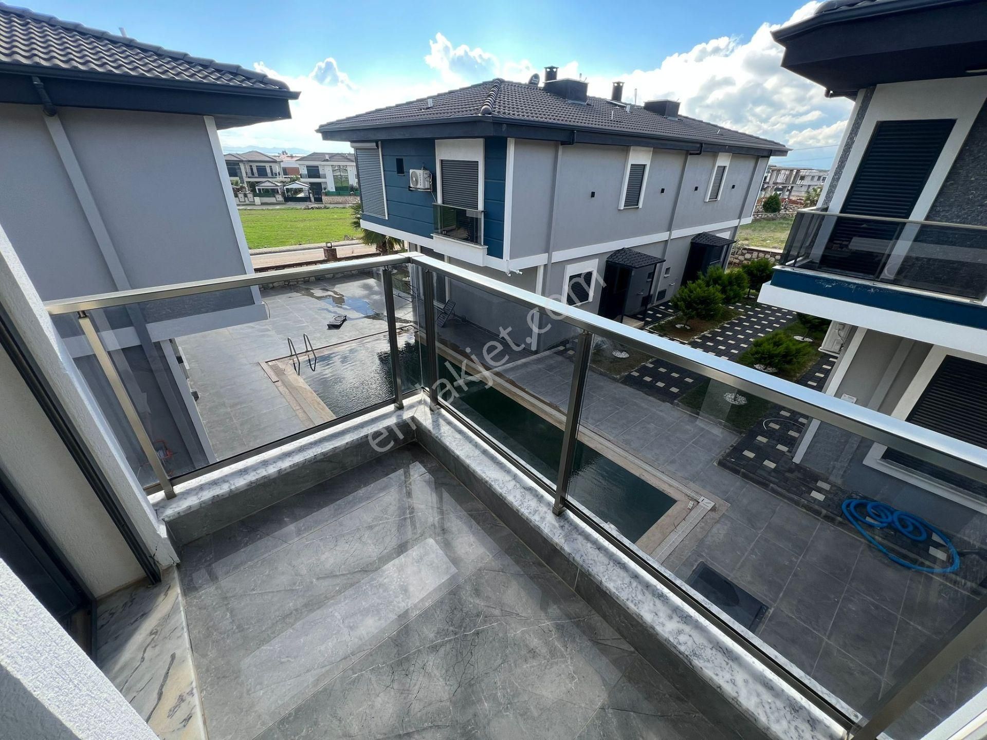 🏡 Didim Efeler Mahallesi | Havuz Başı Site İçinde 3+1 Lüks Villa-106 - Görsel 4