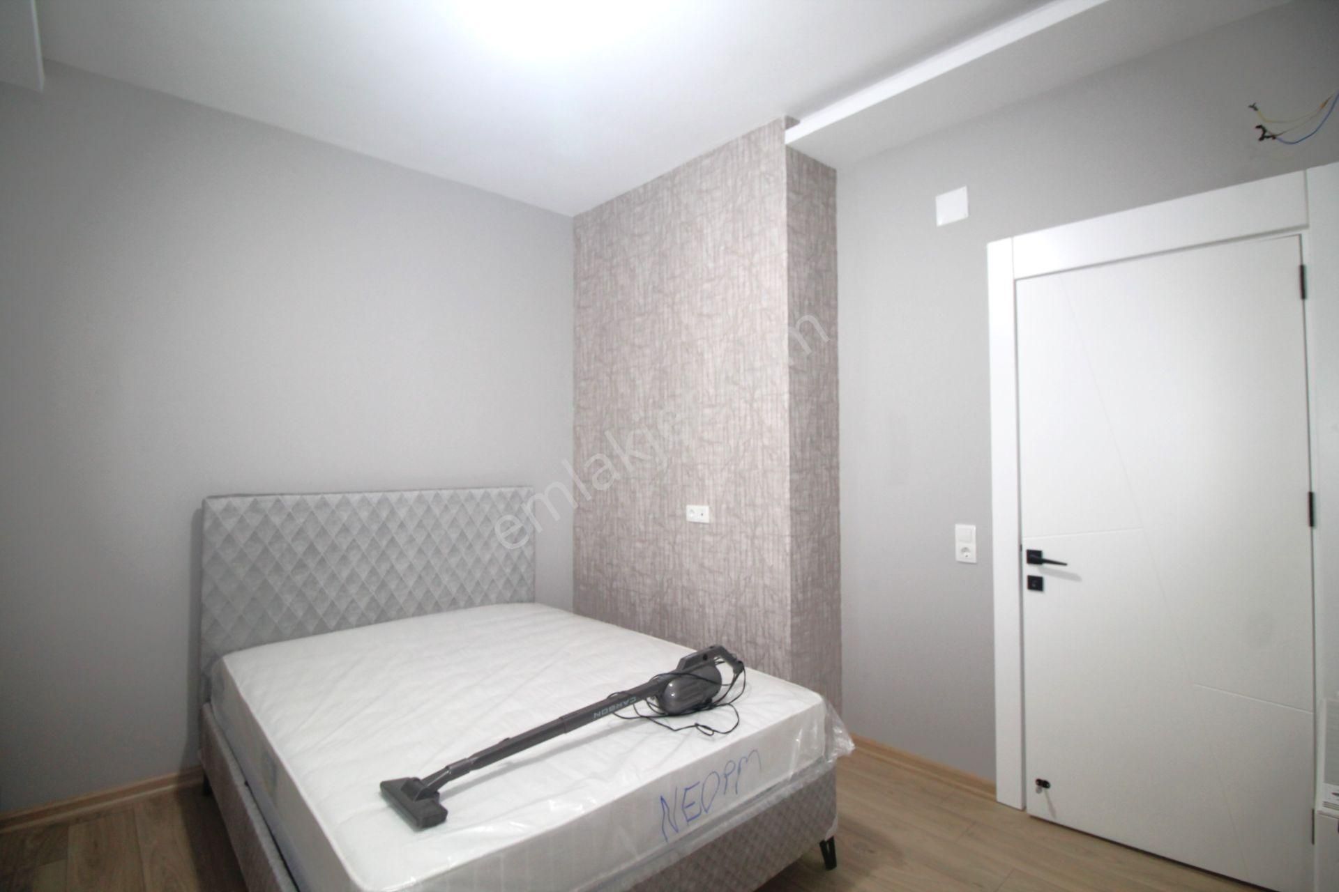 Retro’dan Deniz Mah ‘de Deniz Manzaralı Eşyalı Kiralık 1+1 - Görsel 4