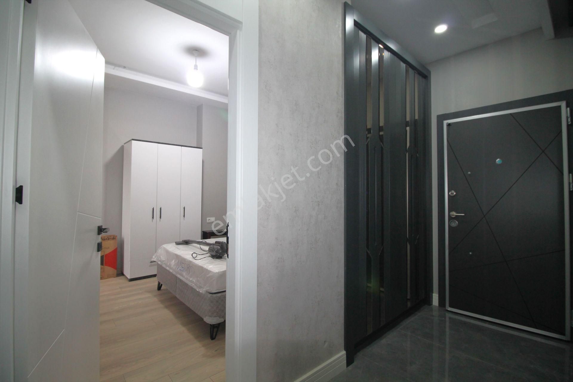 Retro’dan Deniz Mah ‘de Deniz Manzaralı Eşyalı Kiralık 1+1 - Görsel 10