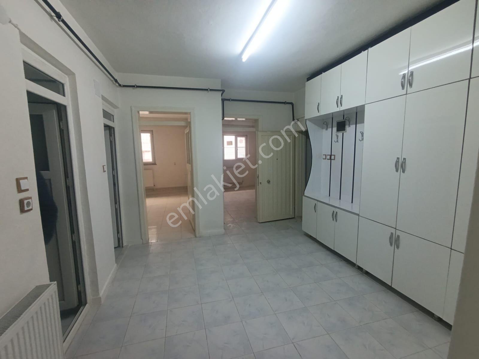 Ymz' Den Çagdaş Mh'de 3 Katlı Müstakil Ev 138 Mt - Görsel 15