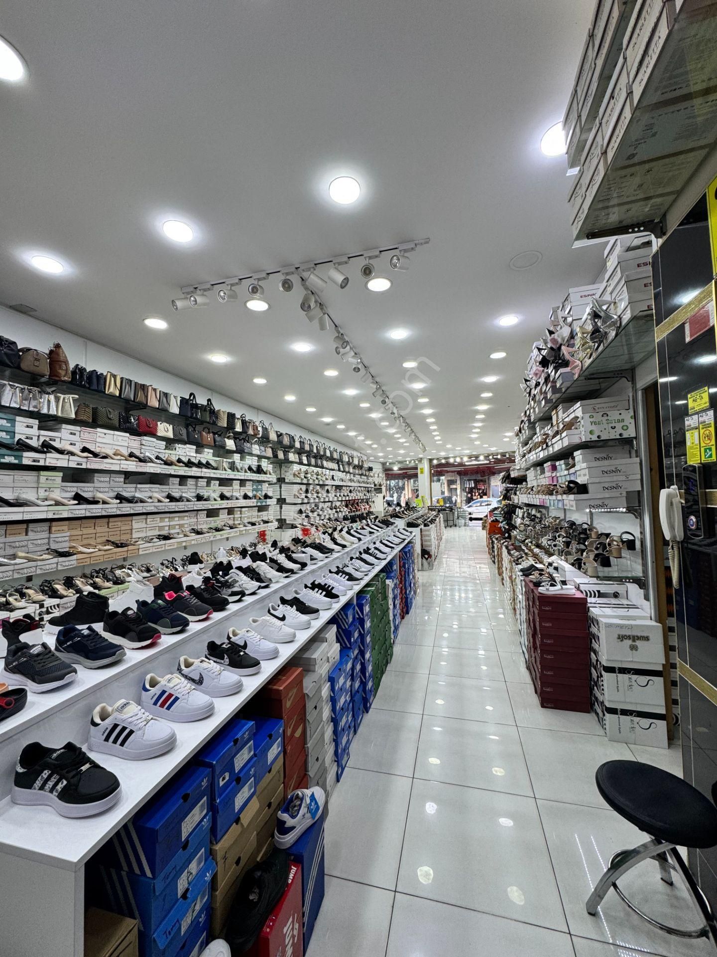 Babil Emlaktan Satlık Şehrin Göbeğinde Cadde Üzeri 3.5 Katlı İşyeri - Görsel 15