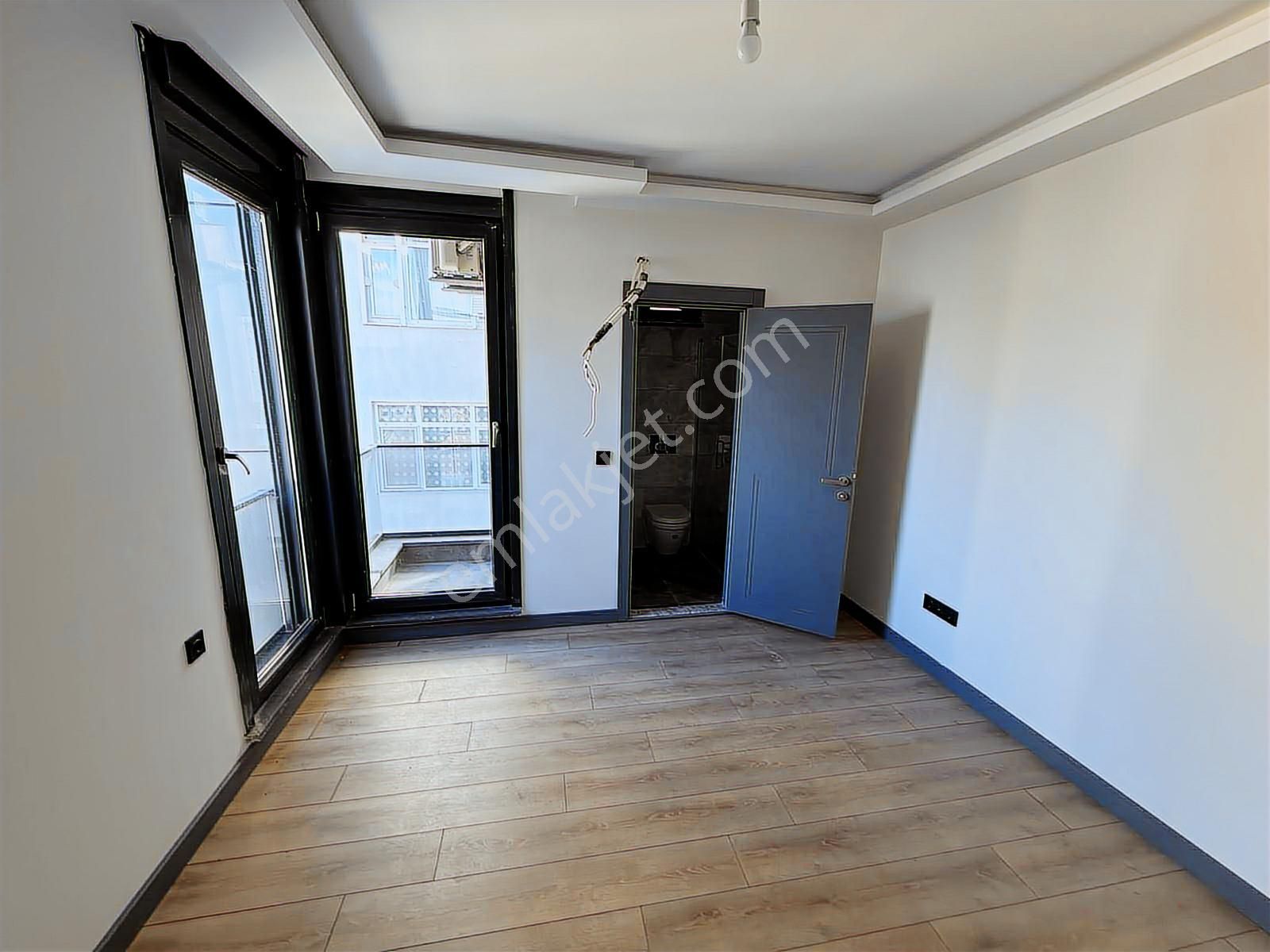 Beşiktaş'tadeniz Manzarali Satılık Sıfır 3+1 - Görsel 16