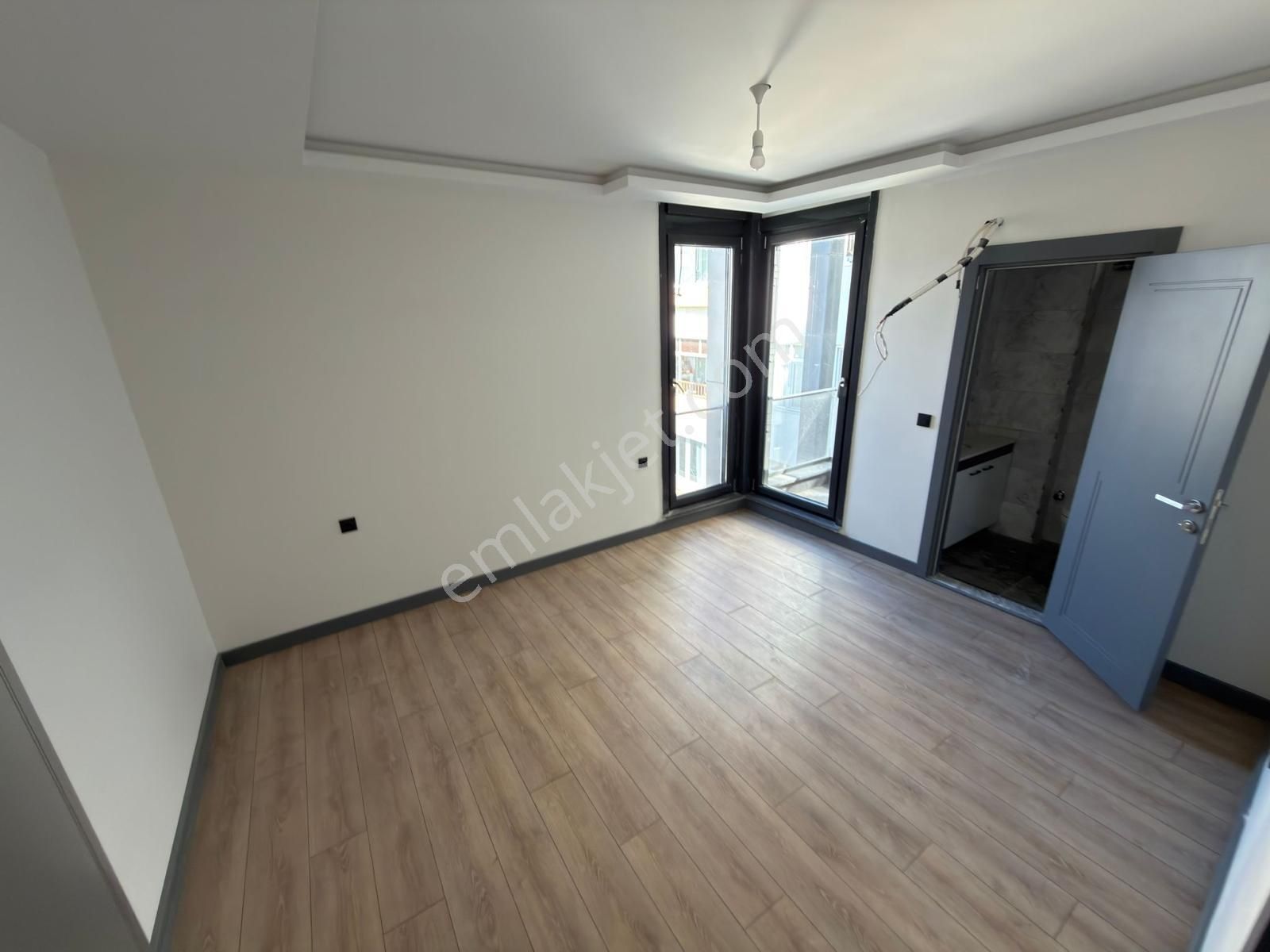 Beşiktaş'tadeniz Manzarali Satılık Sıfır 3+1 - Görsel 18