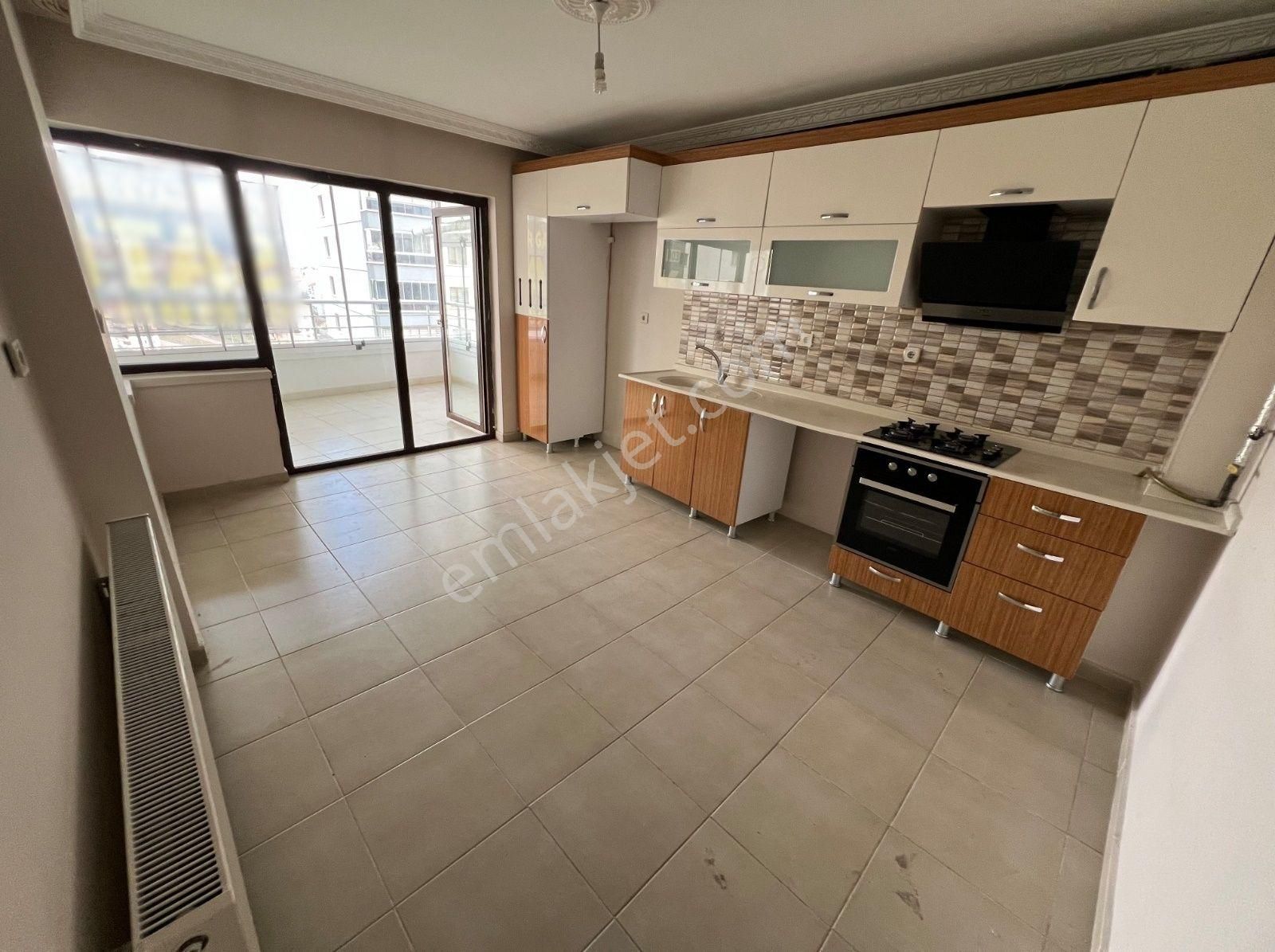 Pamuklar Sivas Cad. Üzeri Manzaralı İskanlı Ful Yapılı Güney Cep