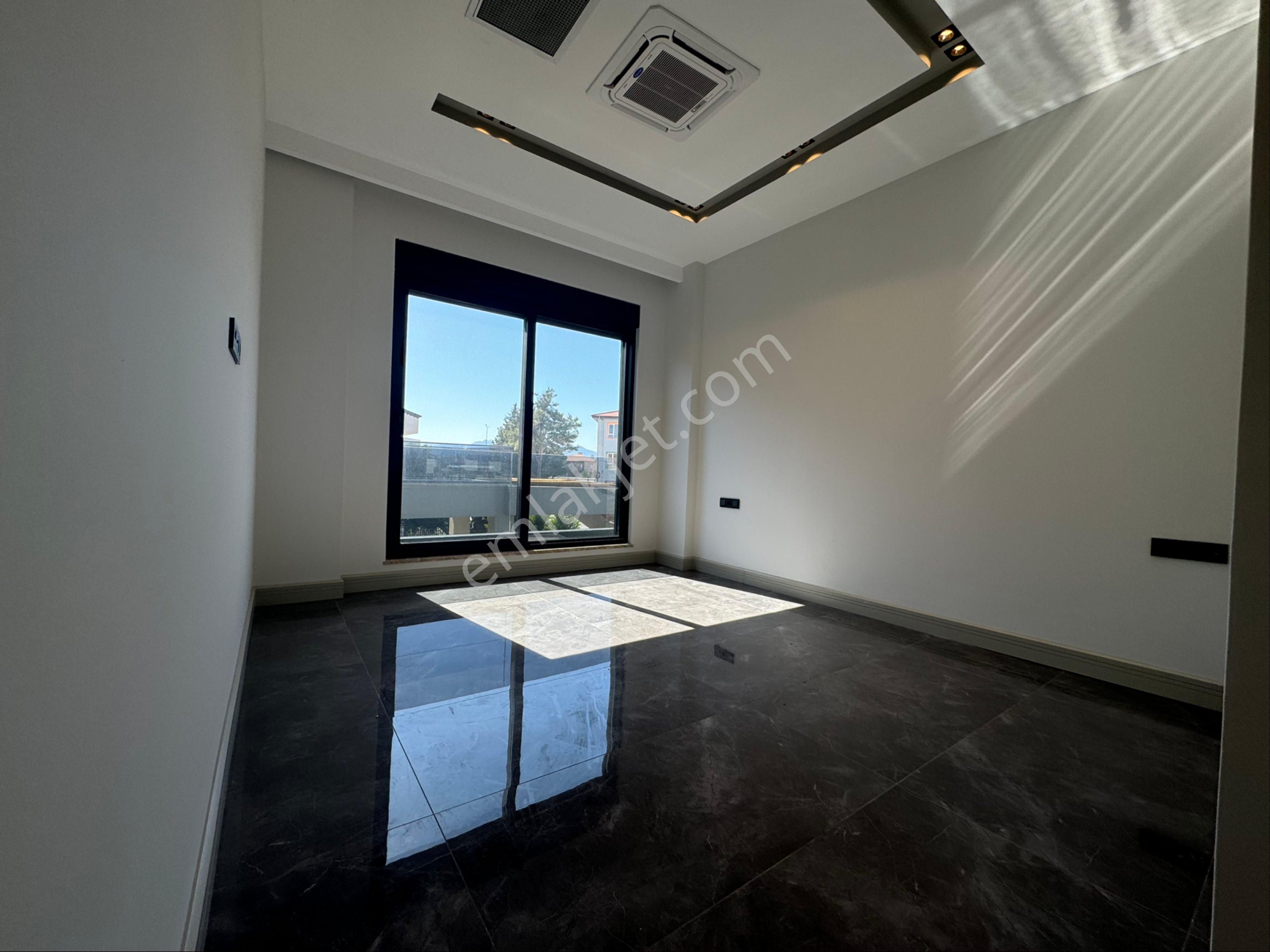 Yalınlı’da Ultra Lüks Müstakil - Görsel 14