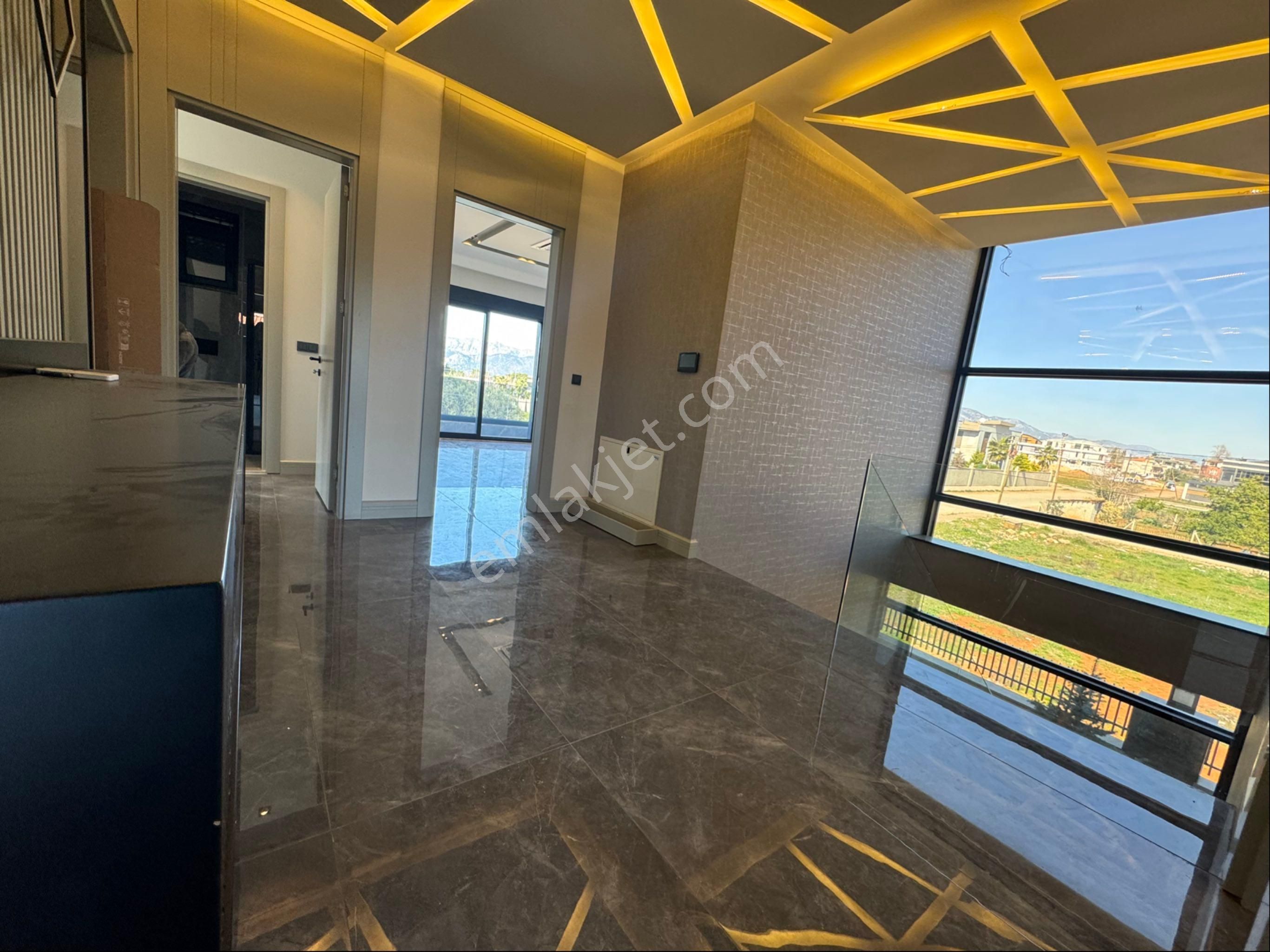 Yalınlı’da Ultra Lüks Müstakil - Görsel 15