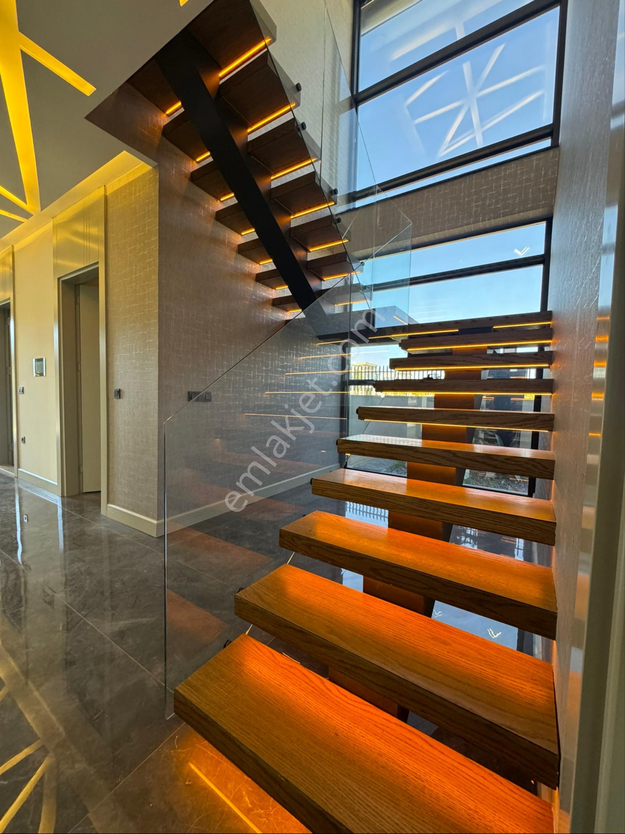 Yalınlı’da Ultra Lüks Müstakil - Görsel 25