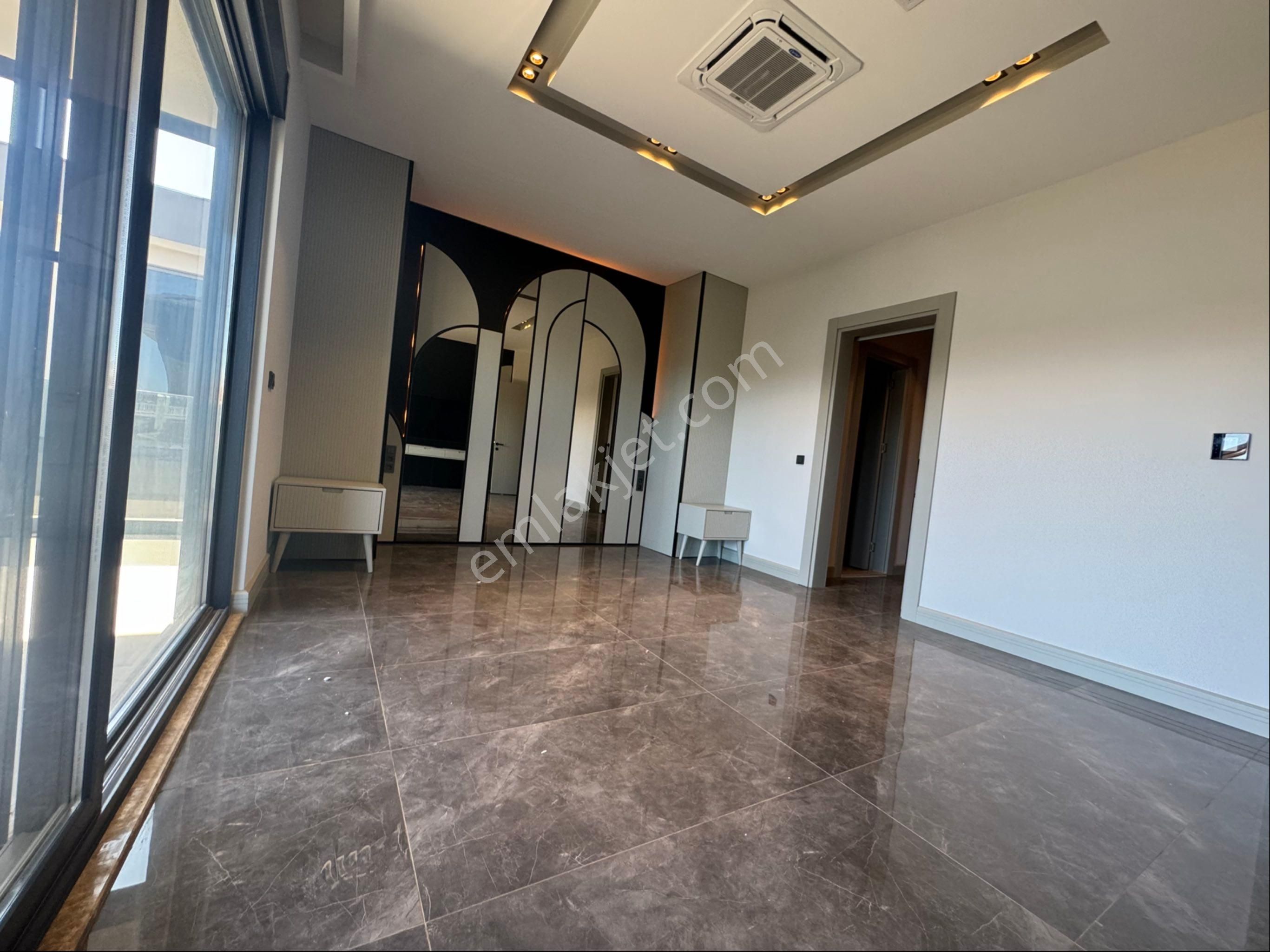 Yalınlı’da Ultra Lüks Müstakil - Görsel 19