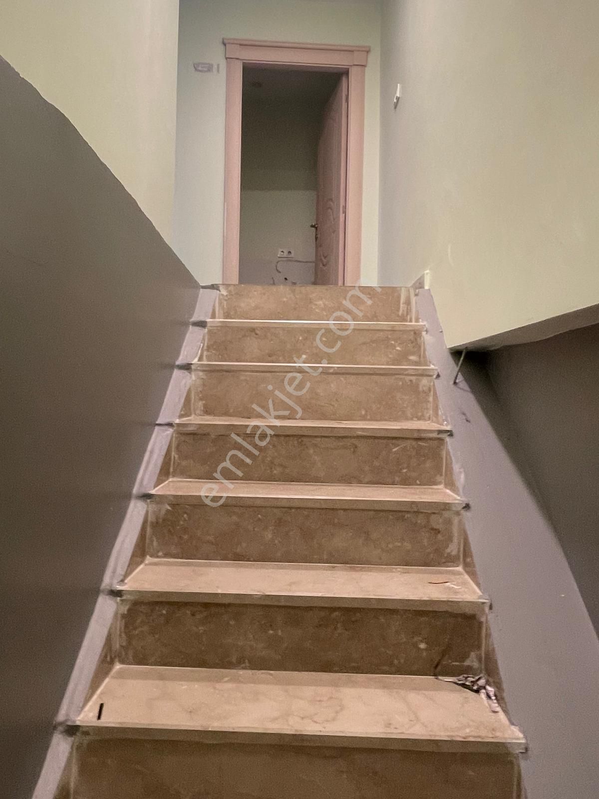 Ofis Akkoyunlu 4. Sokakta Kiralık İş Yeri - Görsel 8