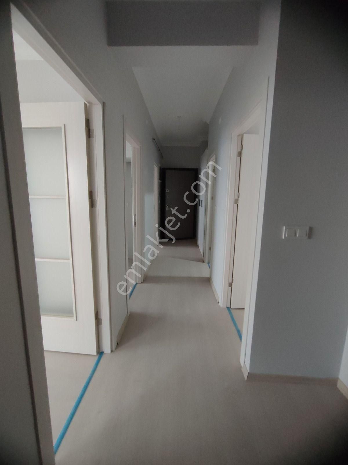 Emlak Dünyasından Pendik Kavakpınar Mahallesinde Lüks Dubleks Satılık Daire - Görsel 12