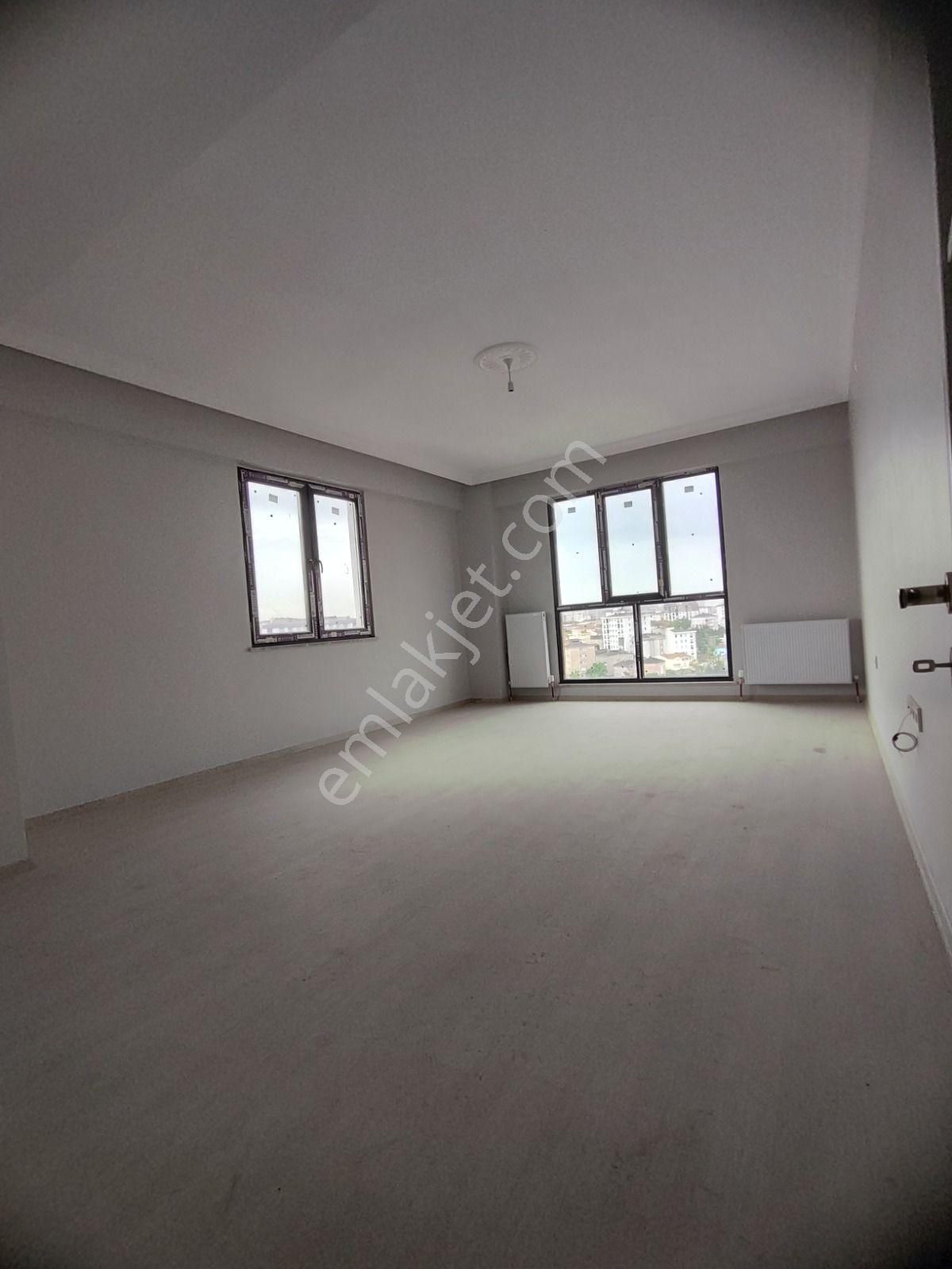 Emlak Dünyasından Pendik Kavakpınar Mahallesinde Lüks Dubleks Satılık Daire - Görsel 4