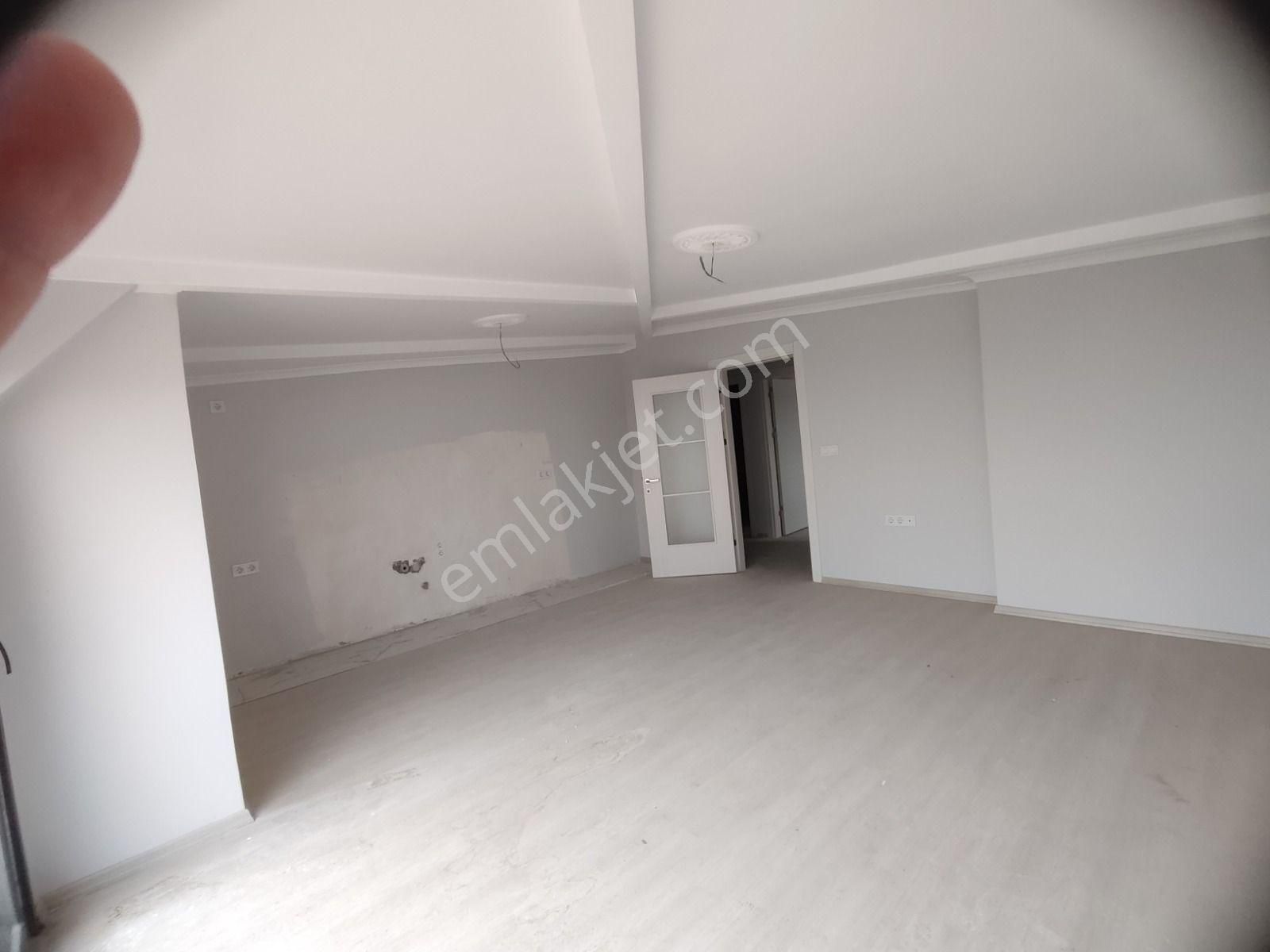 Emlak Dünyasından Pendik Kavakpınar Mahallesinde Lüks Dubleks Satılık Daire - Görsel 10