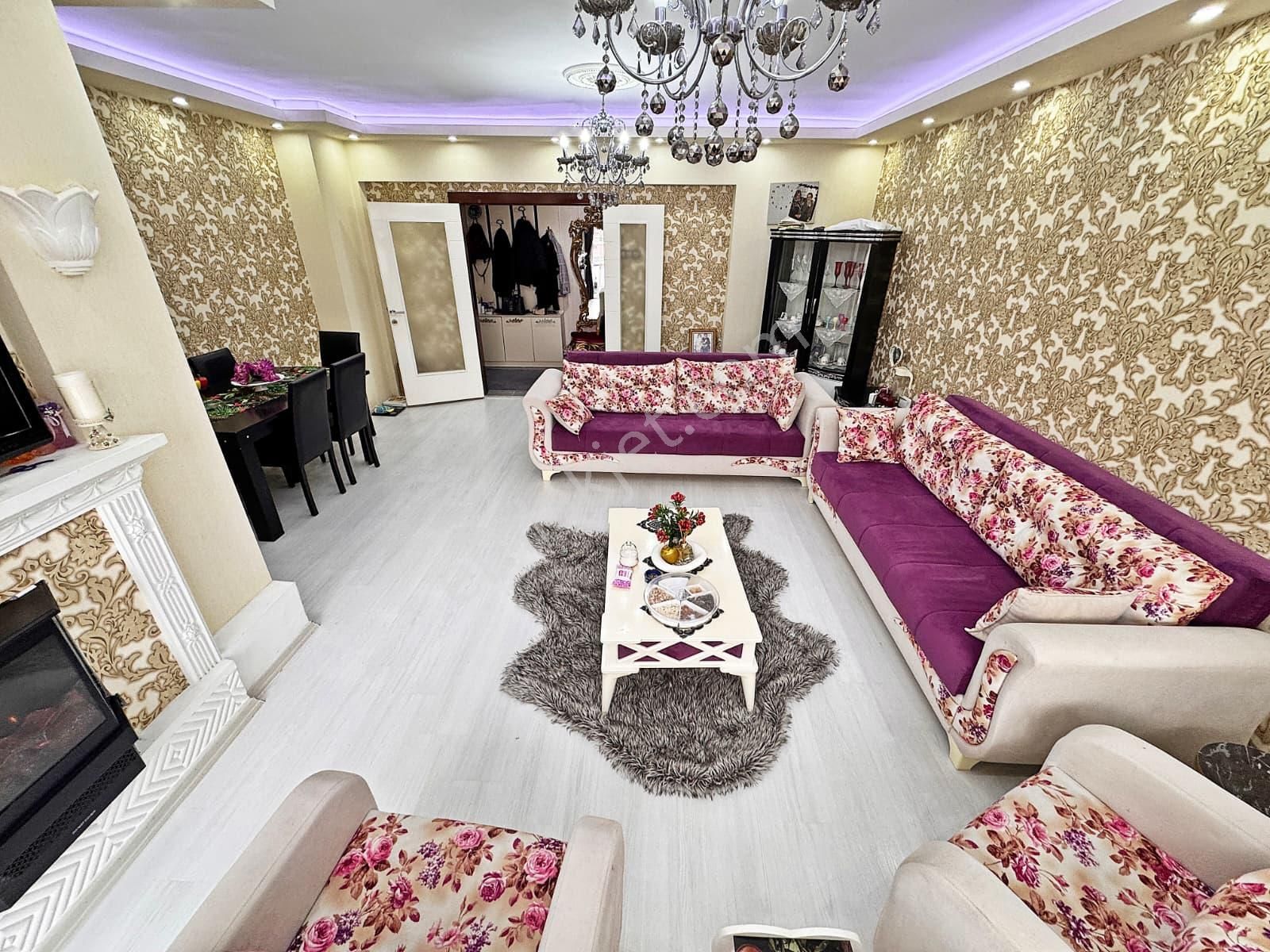 Kariyerden Etlik Merkezde Satılık Lüks Yapılı Geniş Daire 3+1