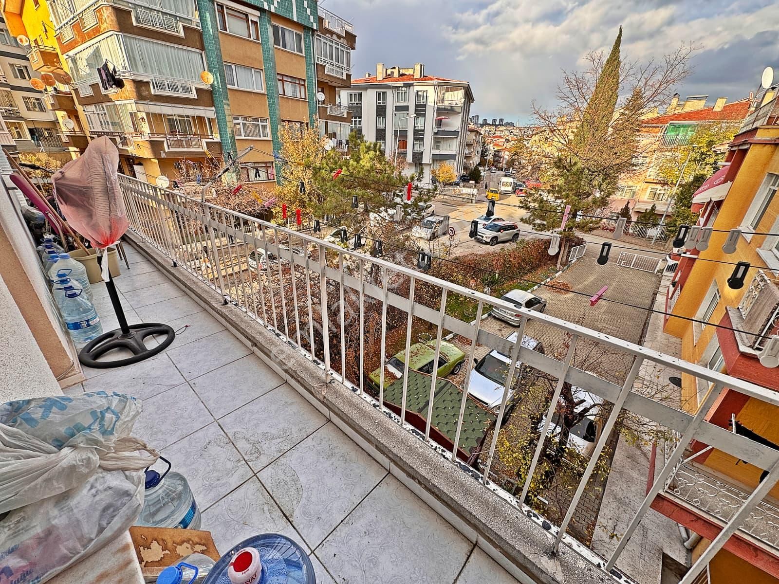 Kariyerden Etlik Merkezde Satılık Lüks Yapılı Geniş Daire 3+1 - Görsel 32