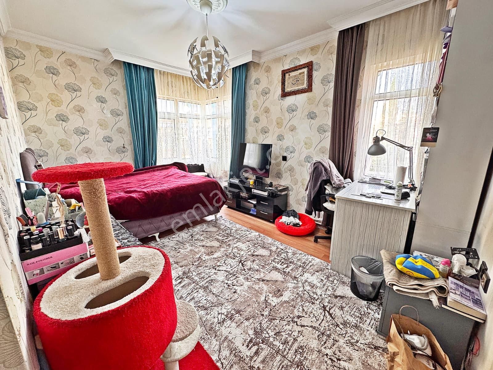 Kariyerden Etlik Merkezde Satılık Lüks Yapılı Geniş Daire 3+1 - Görsel 12