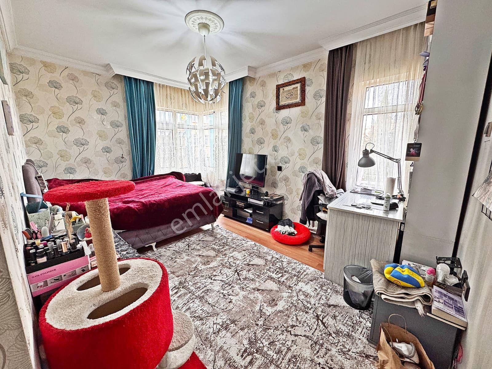 Kariyerden Etlik Merkezde Satılık Lüks Yapılı Geniş Daire 3+1 - Görsel 18