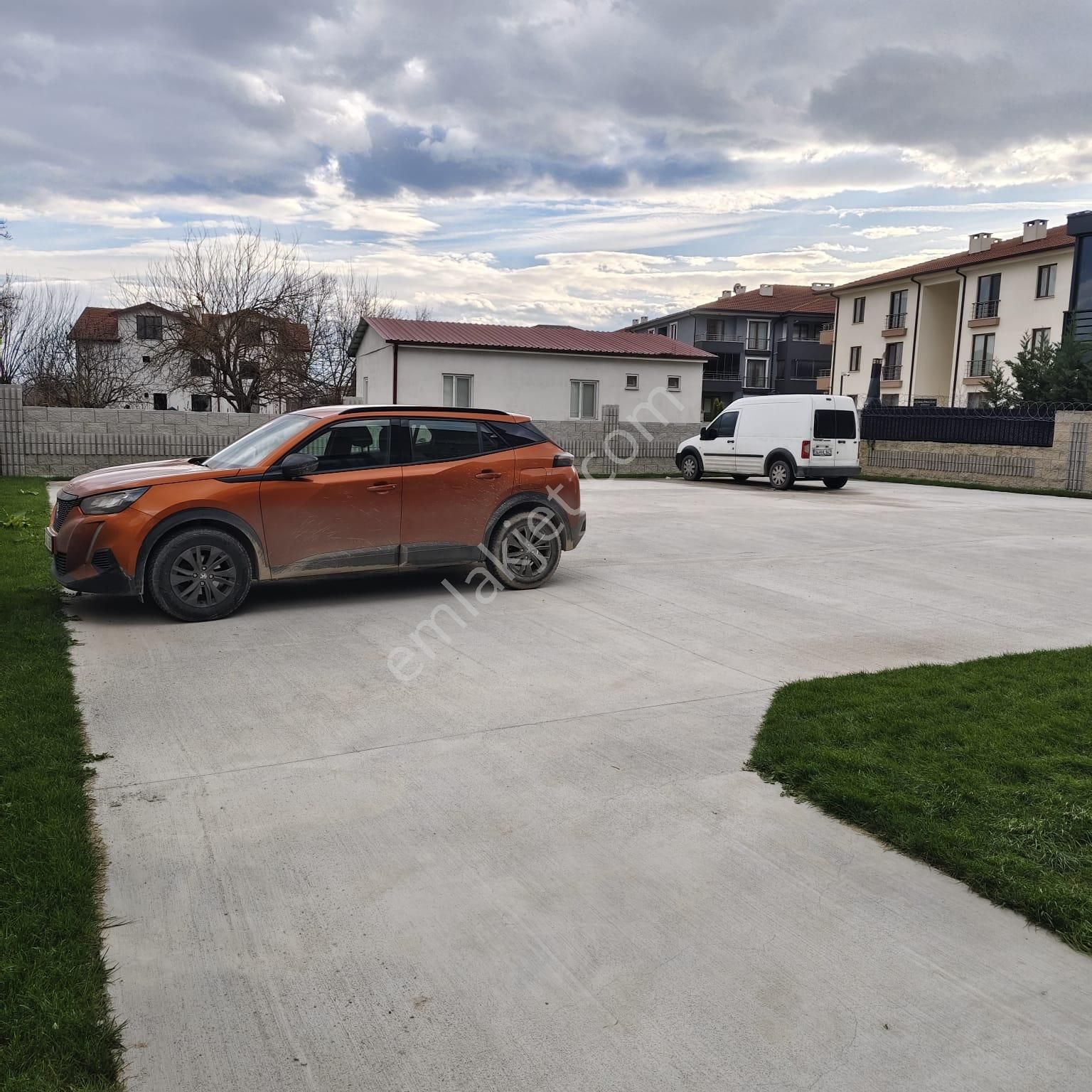 Kanalboyu Camili Yolu Esgross Market Arkası 3+1 Daire - Görsel 8