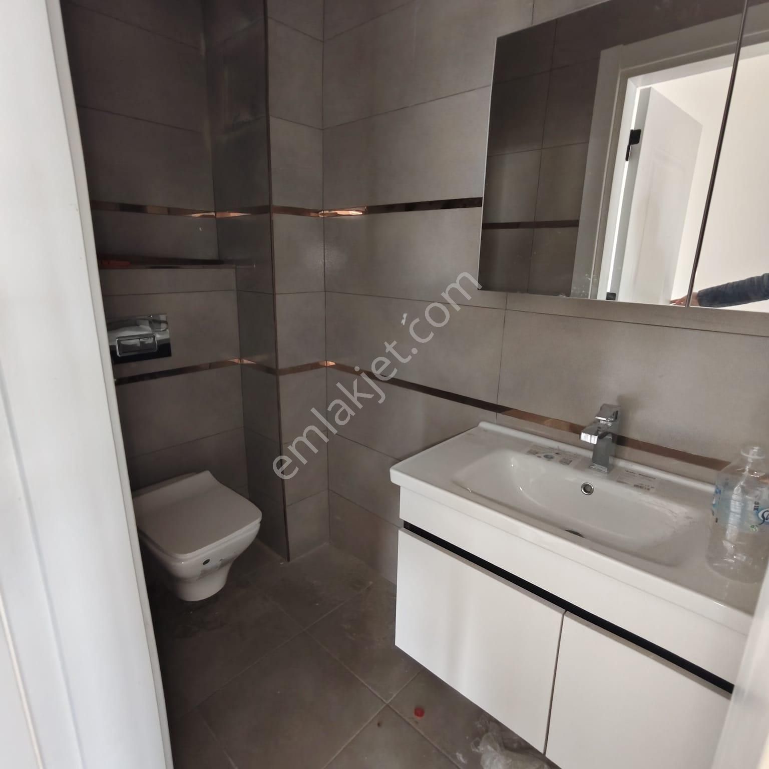 Kanalboyu Camili Yolu Esgross Market Arkası 3+1 Daire - Görsel 12