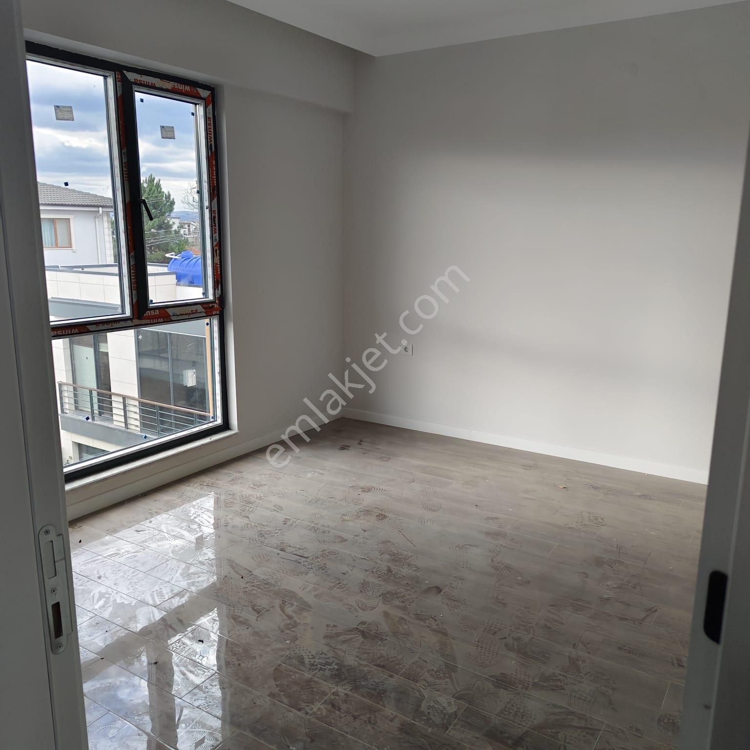 Kanalboyu Camili Yolu Esgross Market Arkası 3+1 Daire - Görsel 17