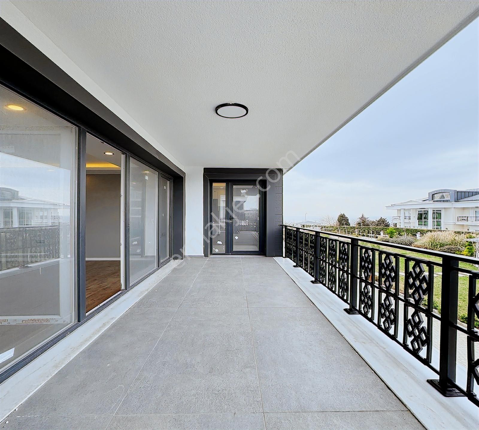 Beylikdüzünün Son Zamanların En İddalı Projesi Şimdi Lıve Yapıda - Görsel 18