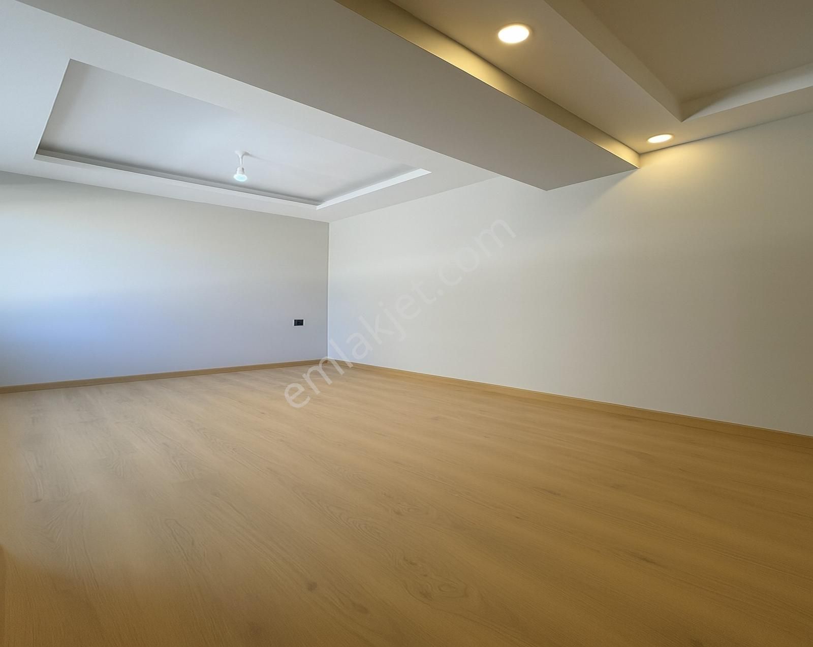 Beylikdüzü Lıve İnşaattan Az Katlı Sıfır Krediye Uygun 2+1 Daire - Görsel 19