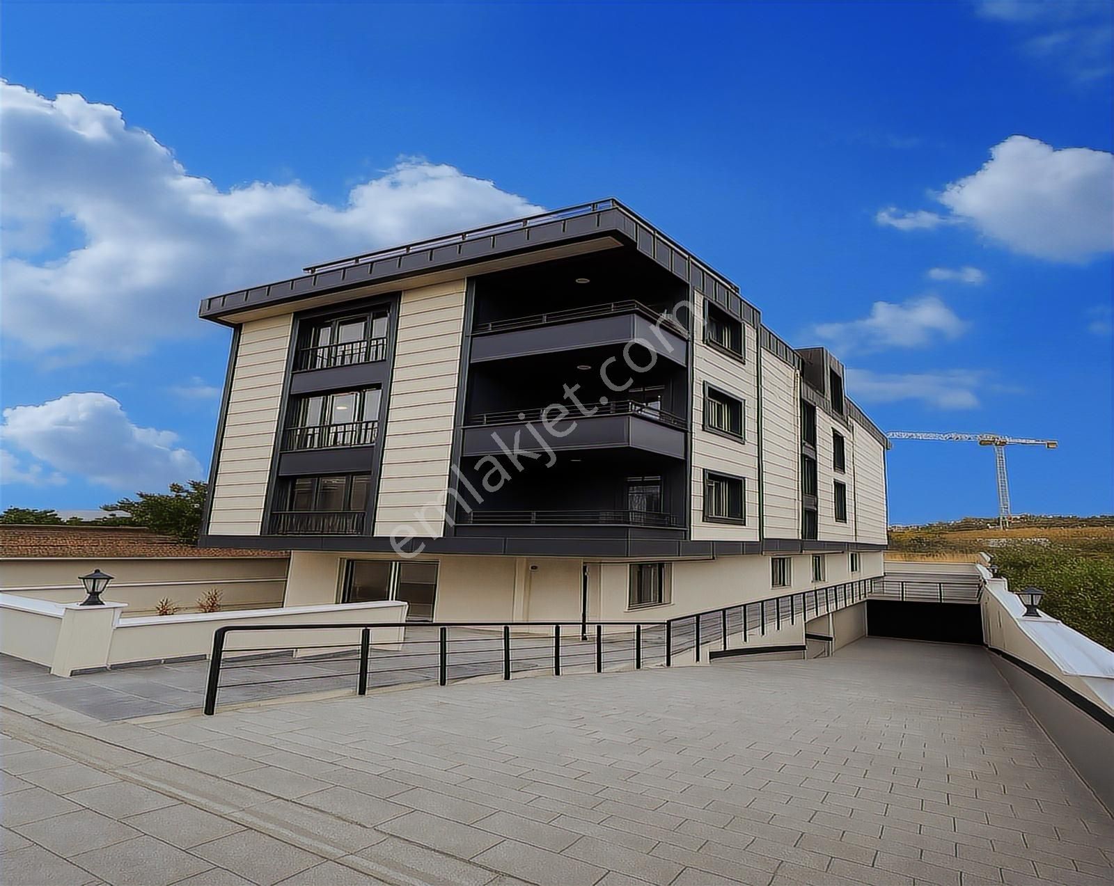 Lıve İnşaat'dan Marinaya 1 Dakika Mesafede Sıfır 2+1 Daire !! - Görsel 4