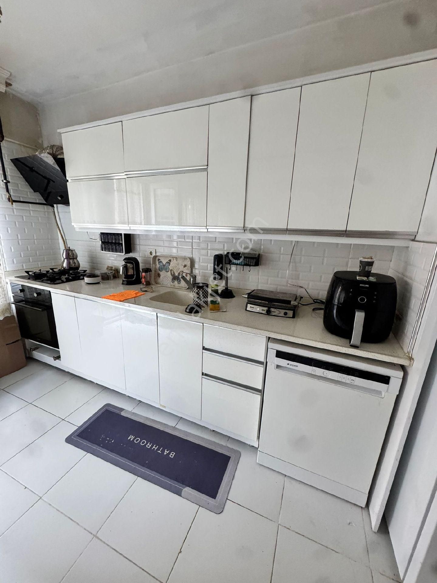 Zena Gayrimenkul Samsun İlkadım Yenidoğan Mahallesi Acil Satılık 3+1 Daire - Görsel 4