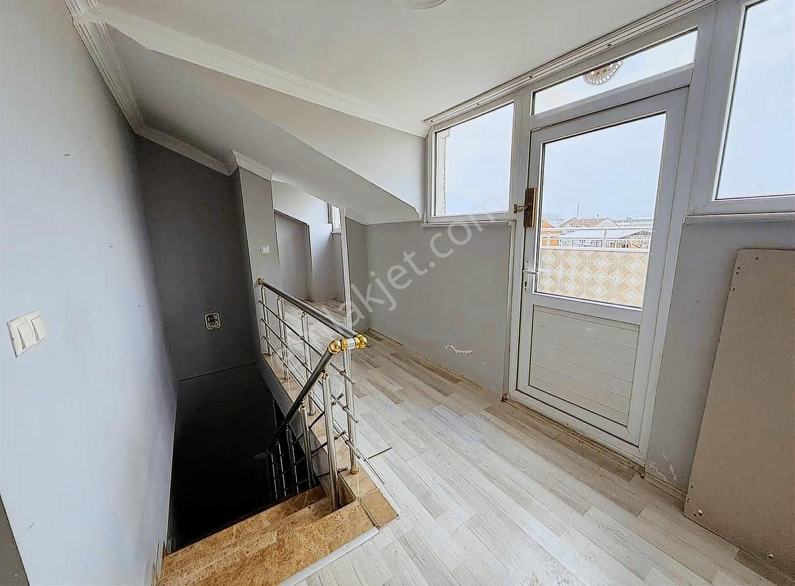 Dialog Piramitten Cerrah'ta 4+1 Dubleks Daire - Görsel 8