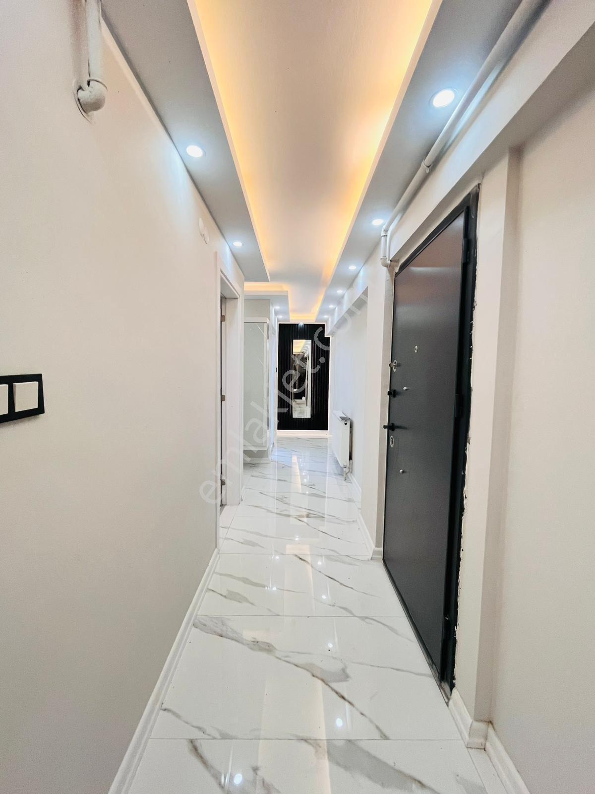 Teyfikiye Mahallesi🏡 ✅3+1 125m2 5 Katlının 2 Katı ❇️full Tadilatlı Petek Kombili - Görsel 17