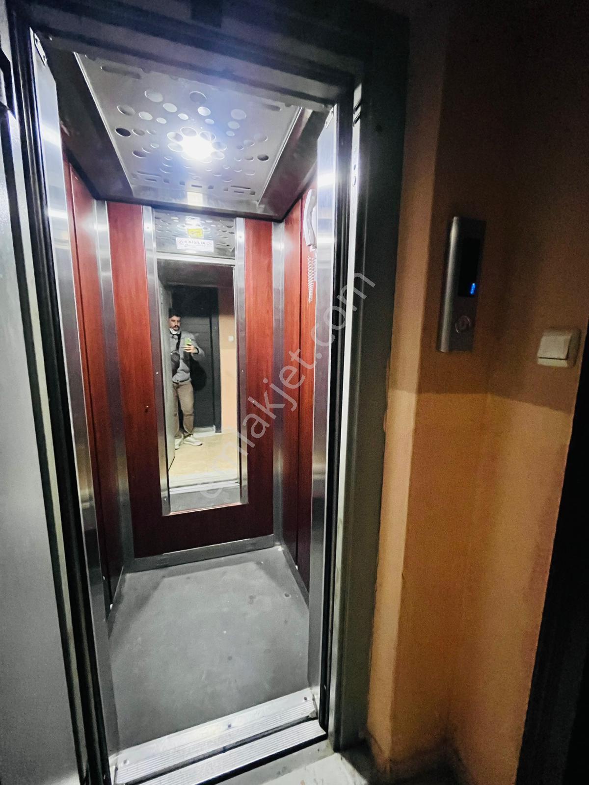 Teyfikiye Mahallesi🏡 ✅3+1 125m2 5 Katlının 2 Katı ❇️full Tadilatlı Petek Kombili - Görsel 4
