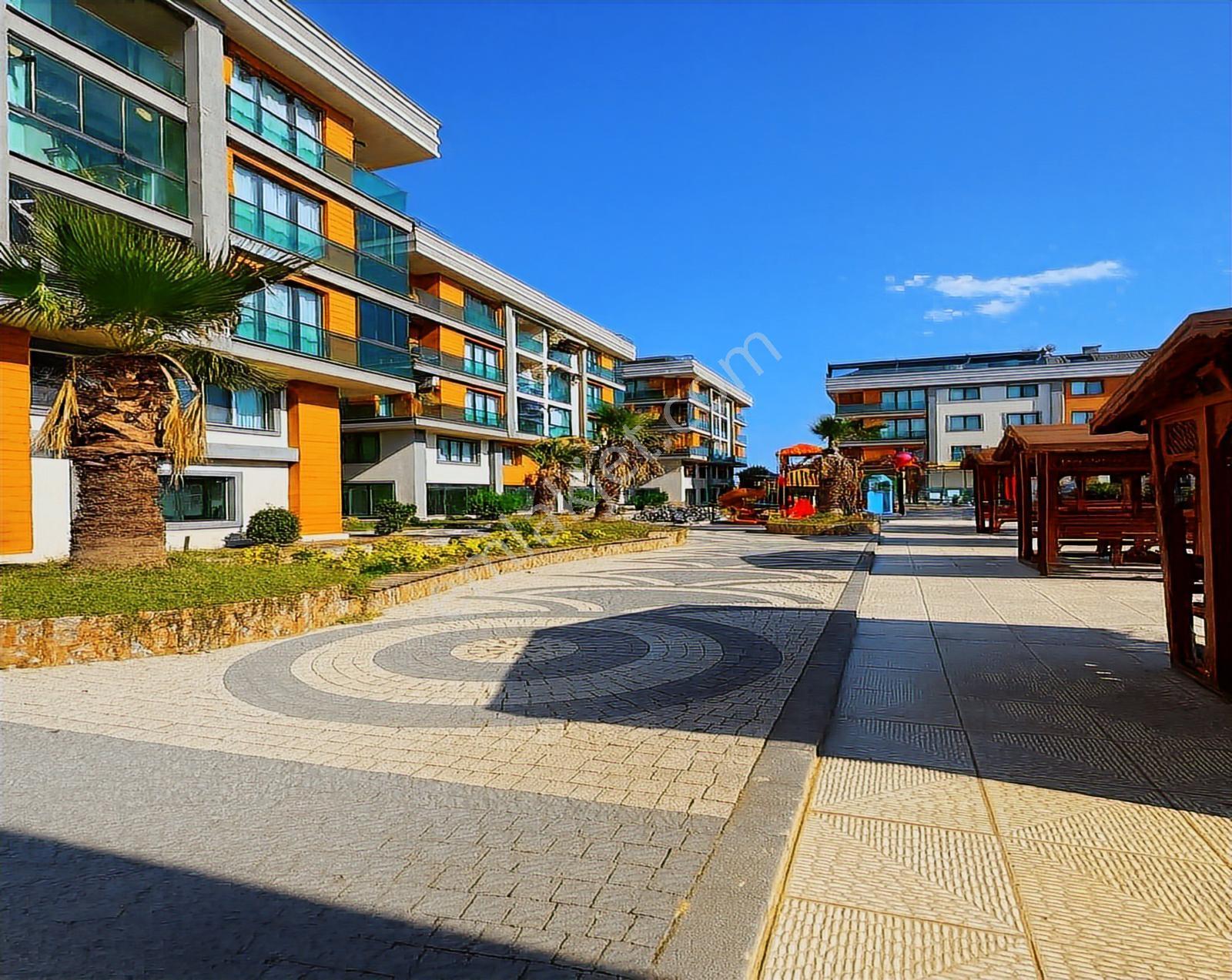 Beylikdüzü 'nün Göbeğinde Lüks Site İçi Ultra Geniş 3+1 Daire - Görsel 33
