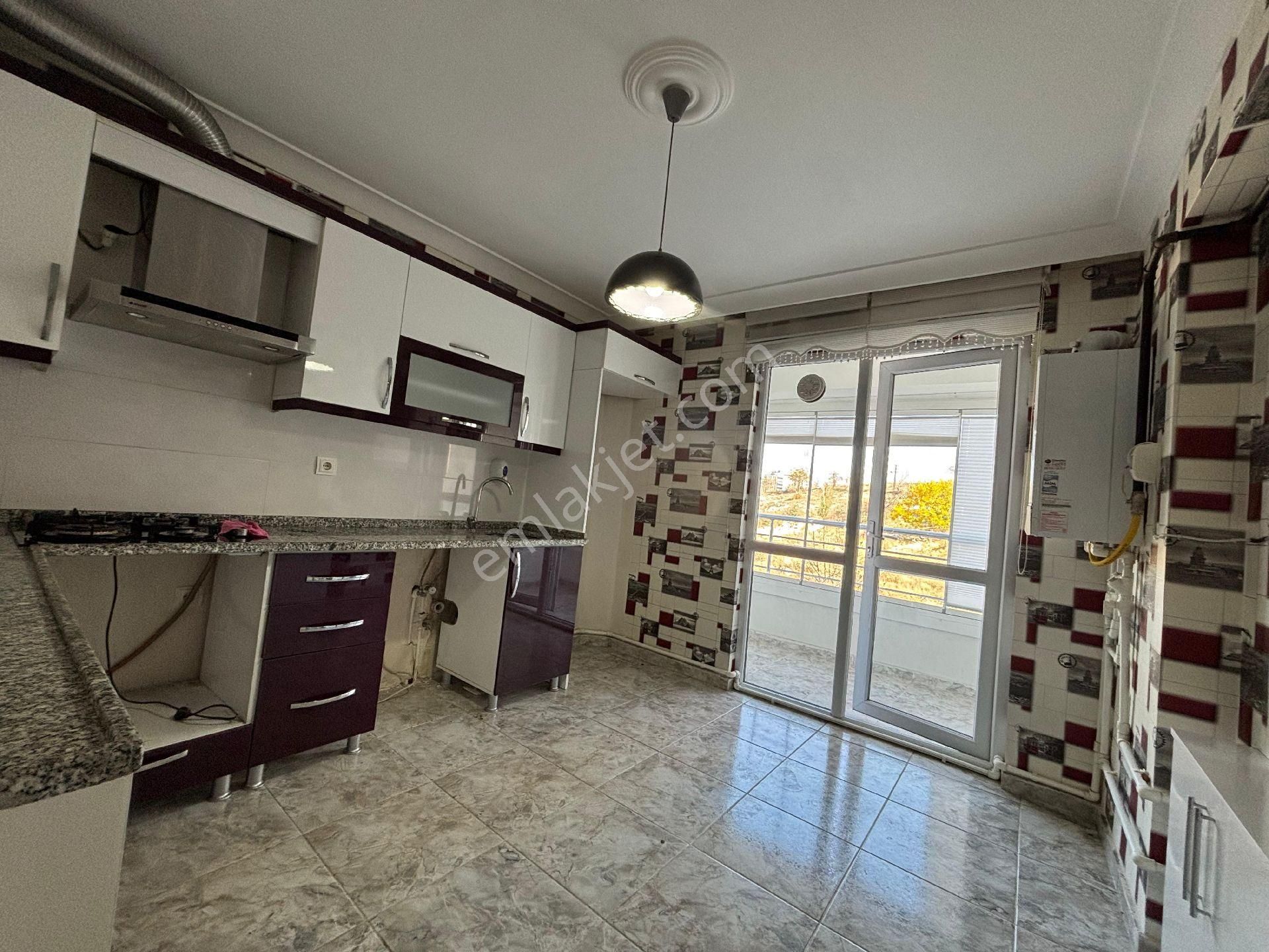 Yükseltepe Mah Satılık 4+1 Yapılı Geniş Ferah Daire 4+1 2 Kat - Görsel 18