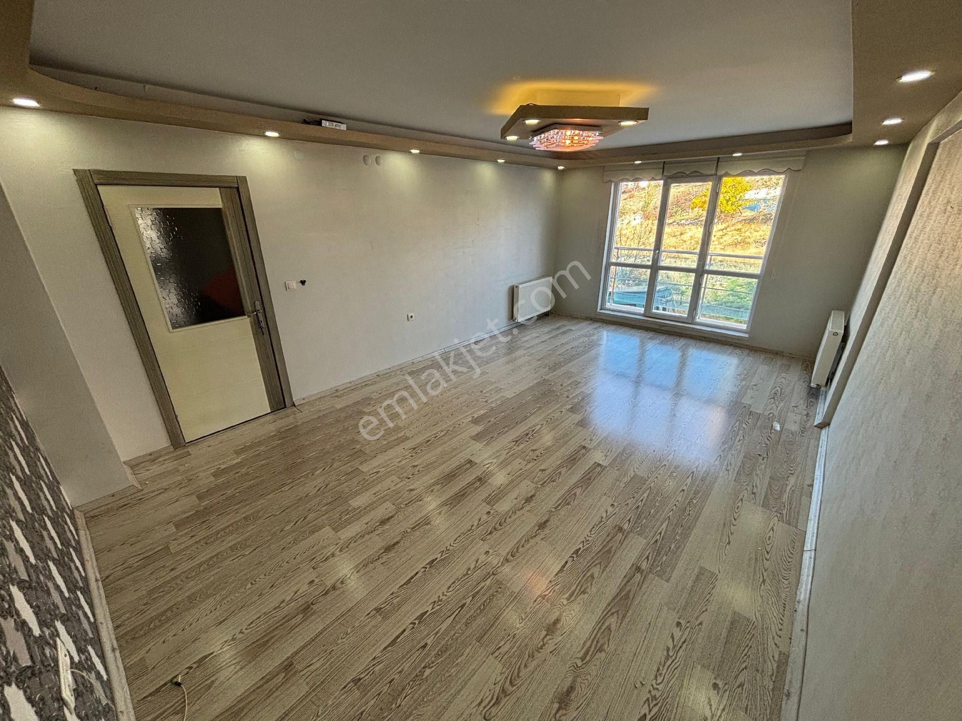 Yükseltepe Mah Satılık 4+1 Yapılı Geniş Ferah Daire 4+1 2 Kat - Görsel 20