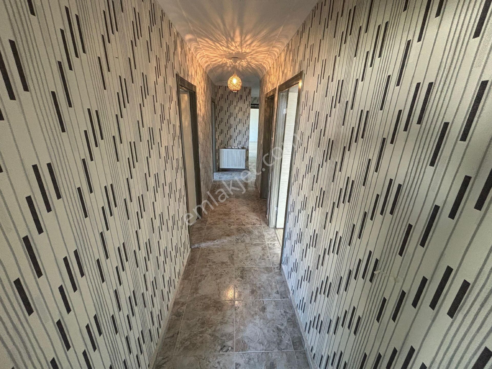 Yükseltepe Mah Satılık 4+1 Yapılı Geniş Ferah Daire 4+1 2 Kat - Görsel 26