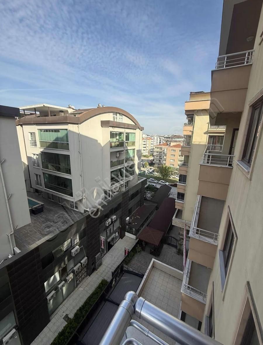 Özlüce Bulvar'da Kiralık Geniş Ferah Daire - Görsel 3