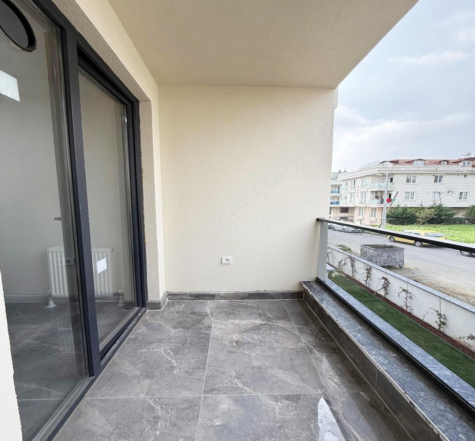 Beylikdüzü West Marina'ya Yakın Konumda Sıfır 2+1 Arakat Satılık - Görsel 19